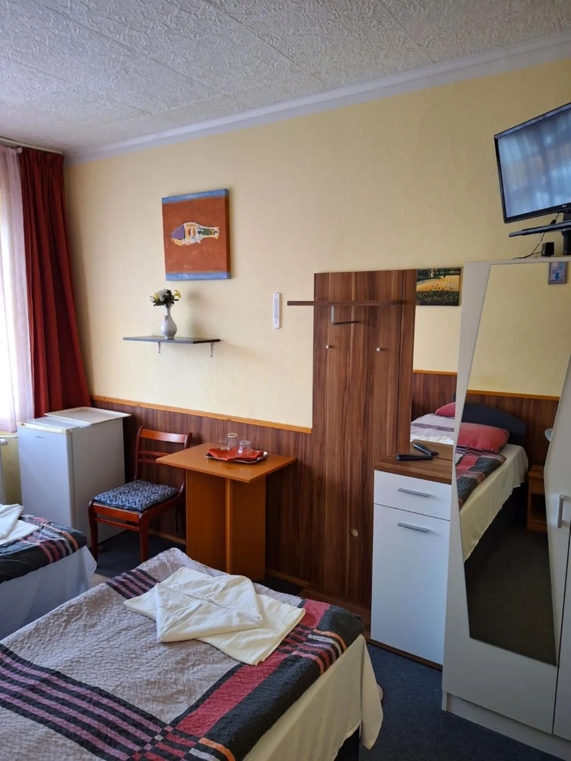 Bed in Grill Terasz Étterem és Szálláshely