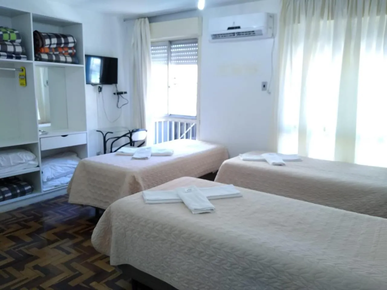 Bed in Hotel Paraiso