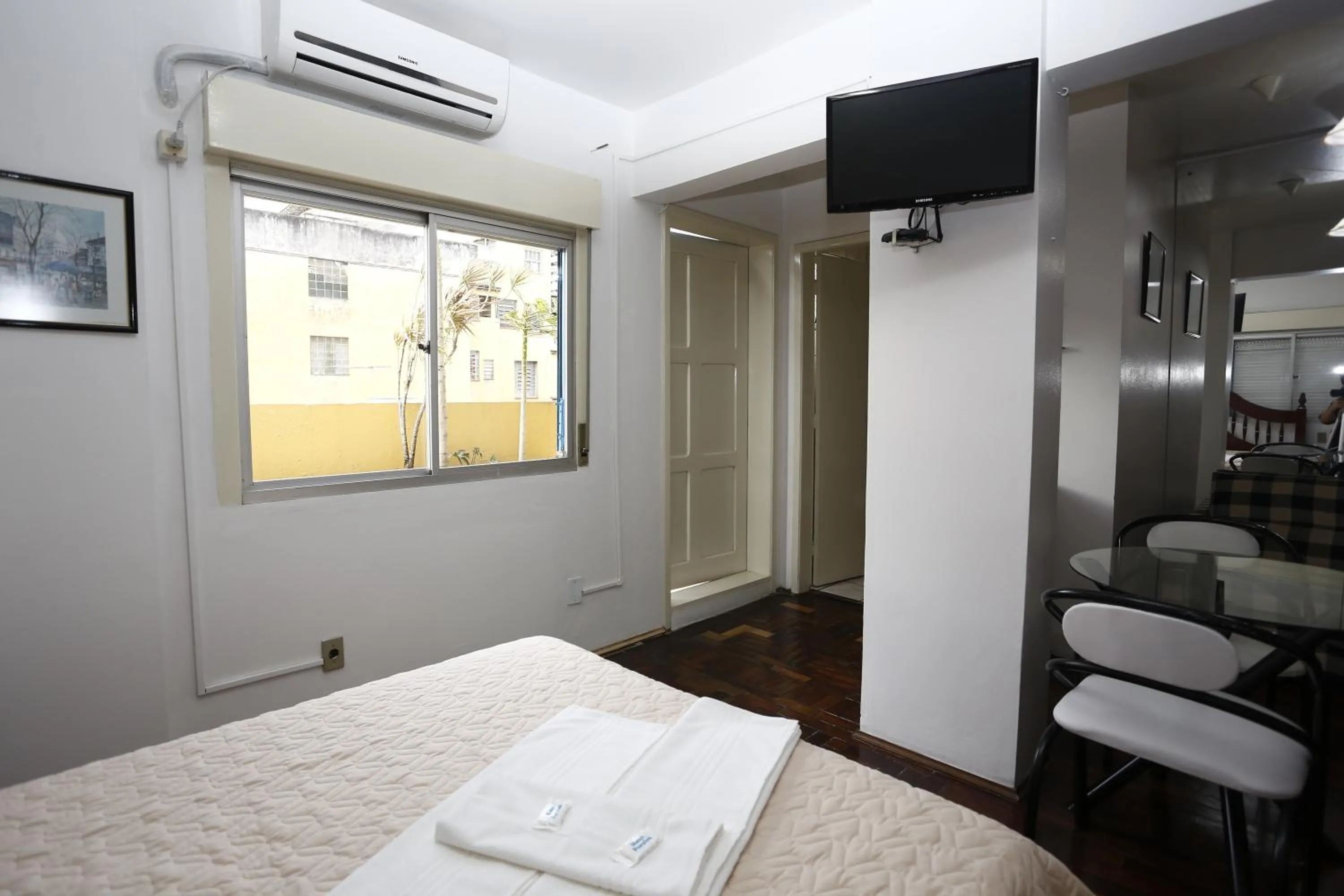 Bed in Hotel Paraiso