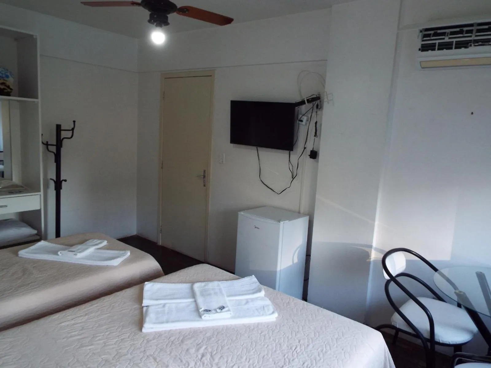 Bed in Hotel Paraiso