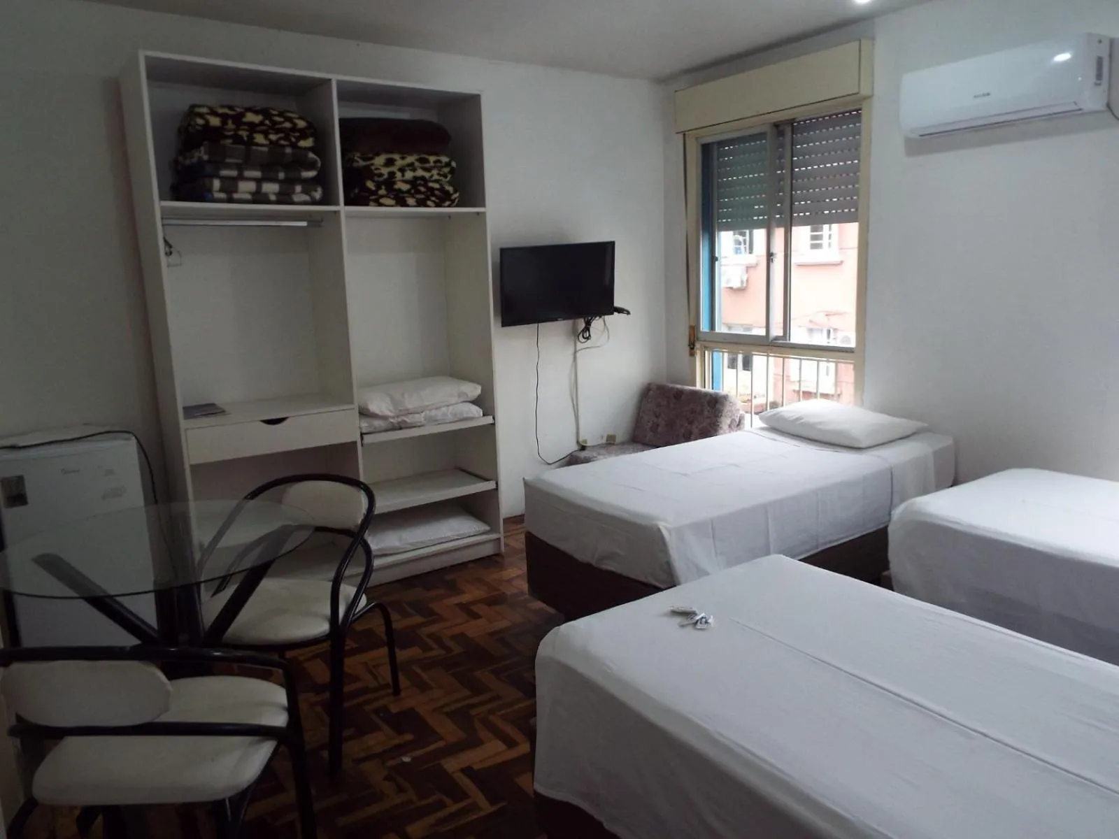 Bed in Hotel Paraiso
