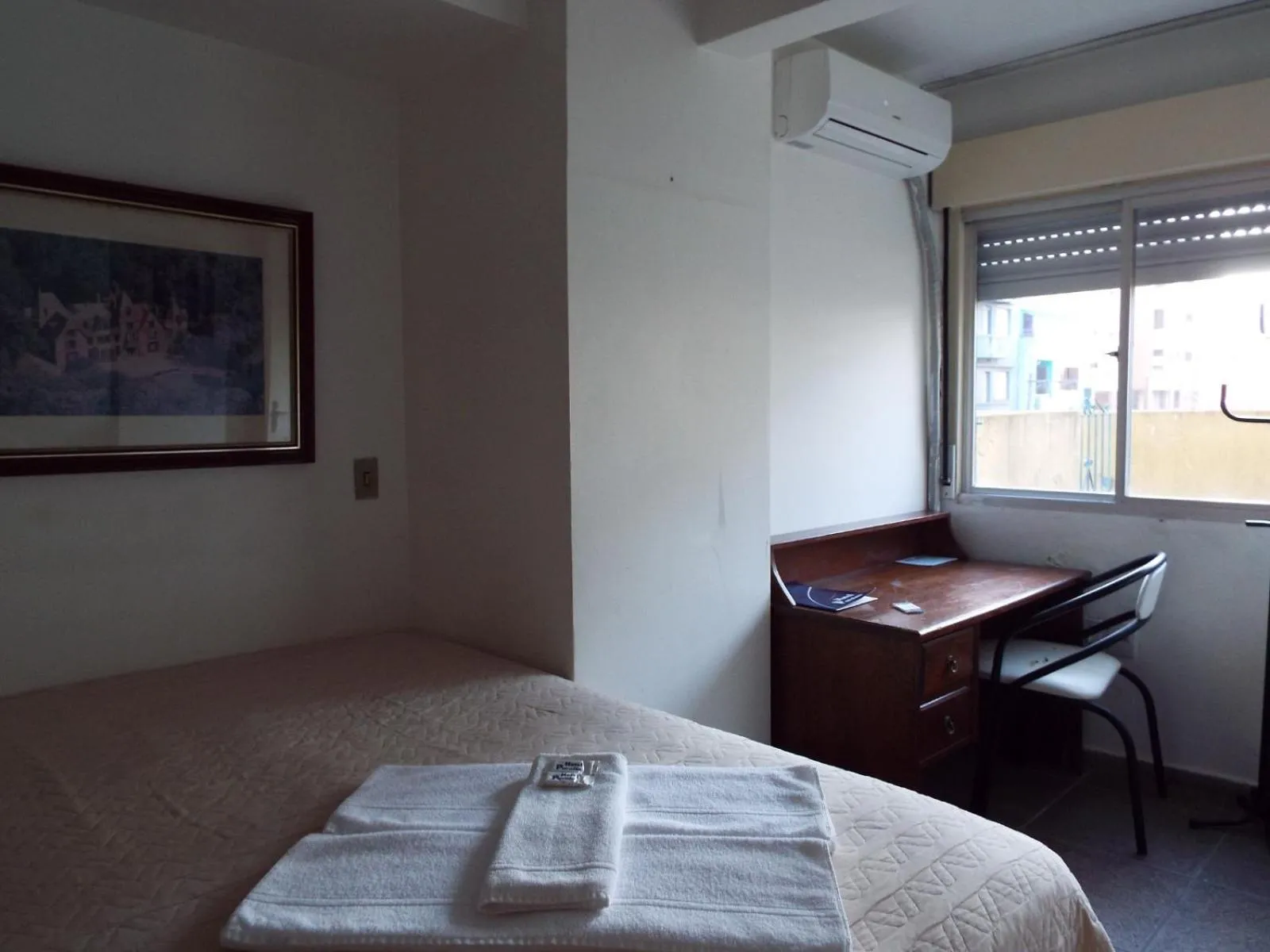 Bed in Hotel Paraiso