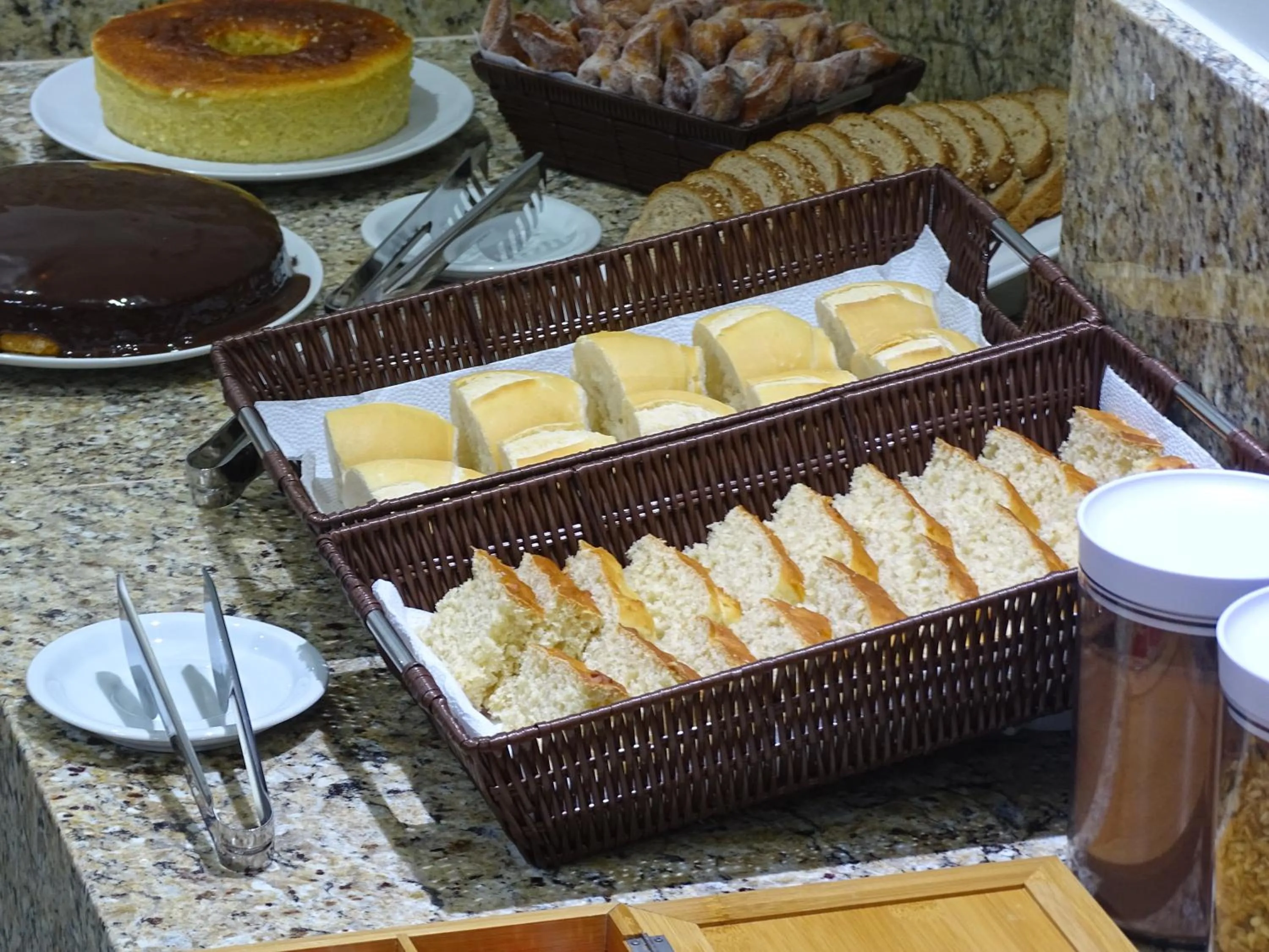 Food in BITTI HOTEL Aracruz by Samba