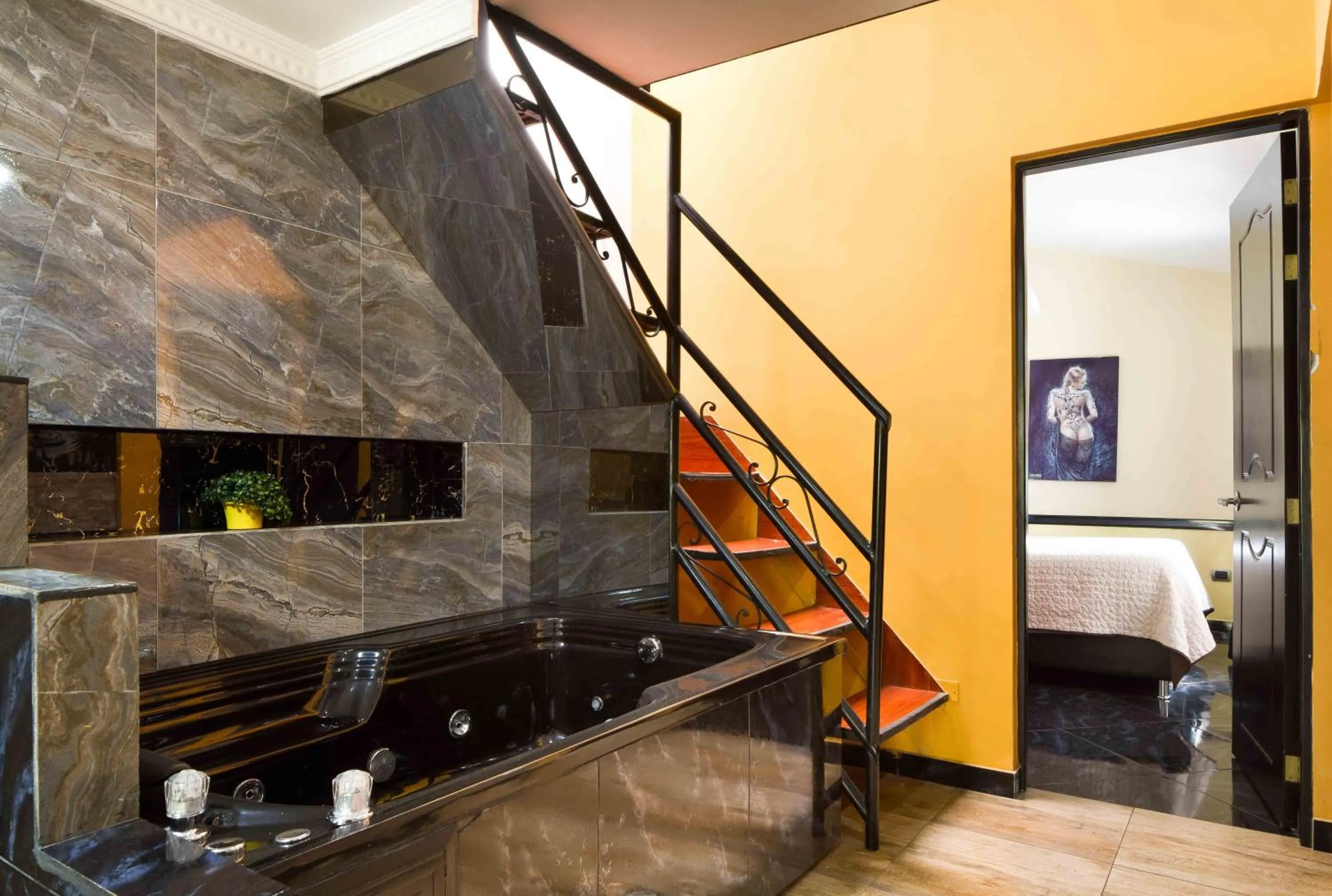 Hot Tub in The Lofts @ 11