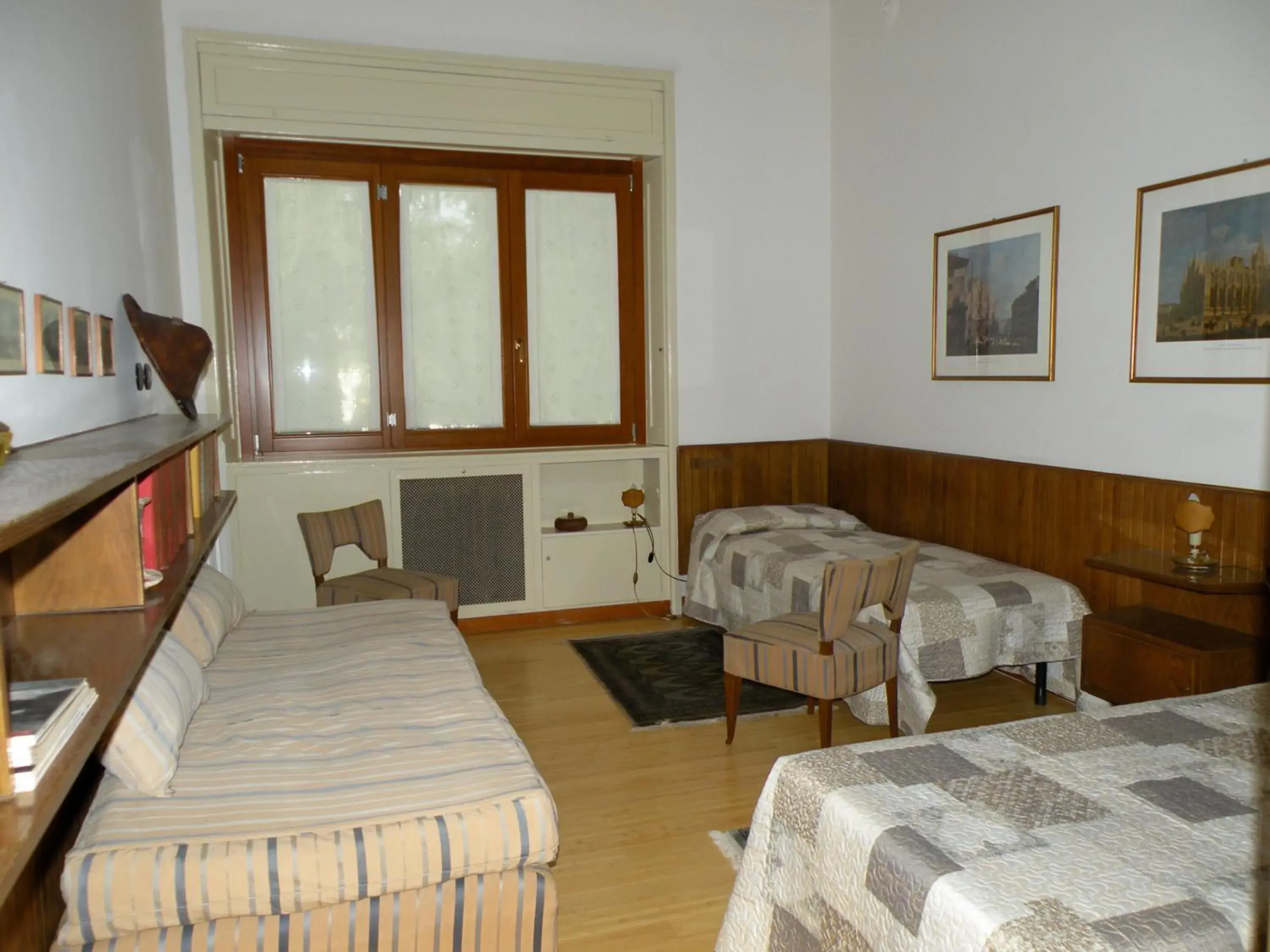 Large Twin Room in Villa Adele Large Twin Room in Villa Adele