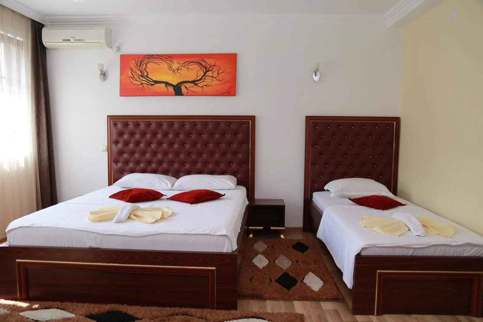 Family Room with Balcony in Hotel Venisi