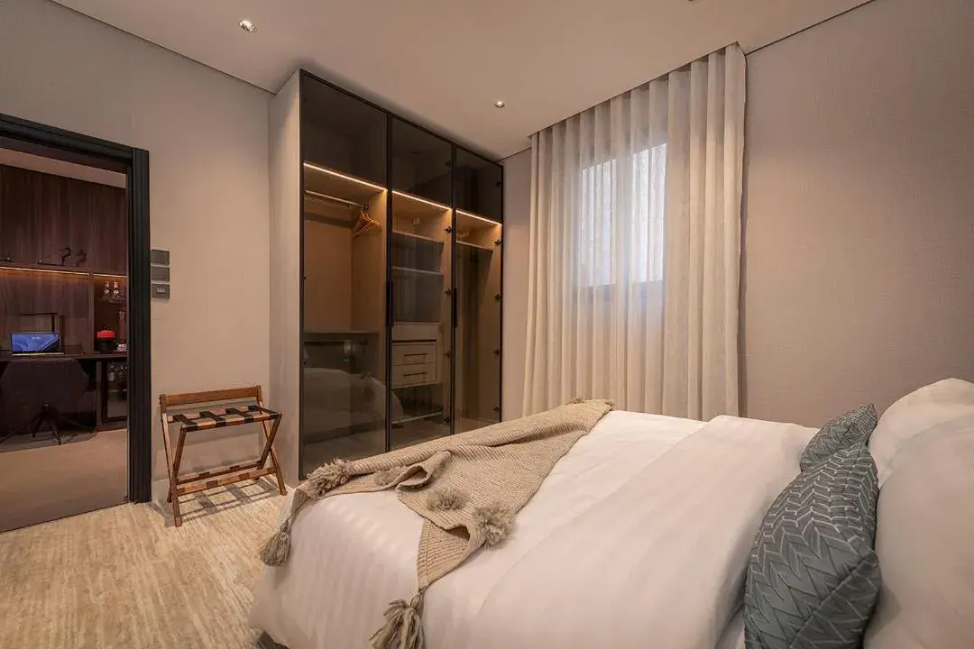 Bedroom, Bed in Viola Gardens Residence Bedroom, Bed in Viola Gardens Residence