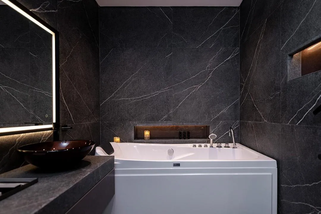 Bathroom in Viola Gardens Residence Serviced apartments