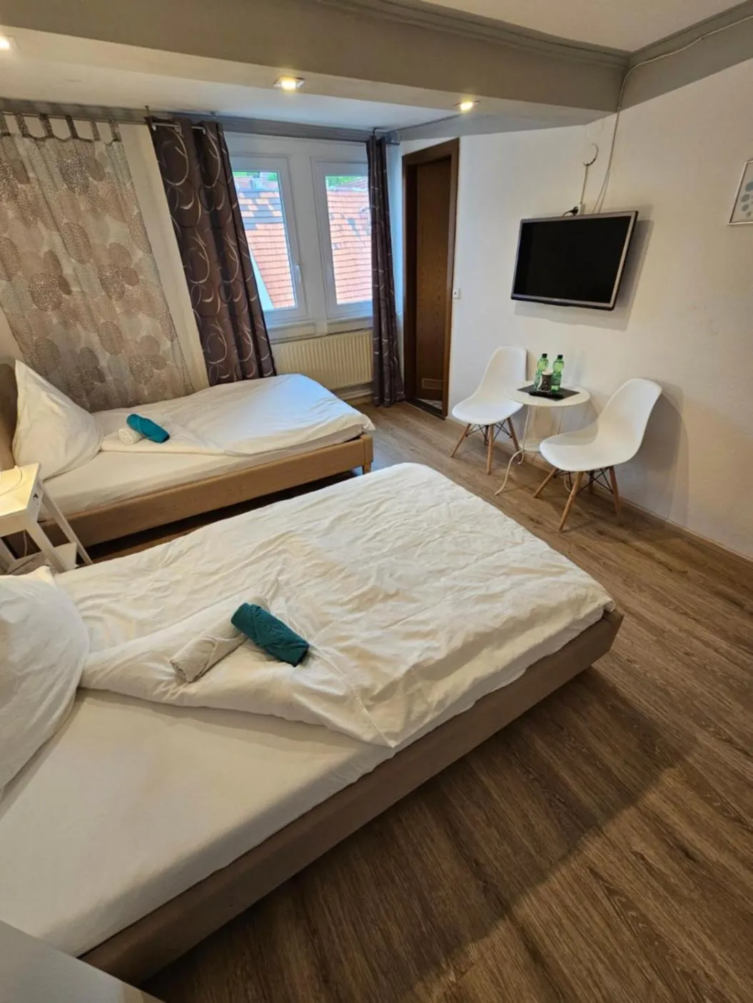 Photo of the whole room, Bed in Hotel & Hostel Albstadt