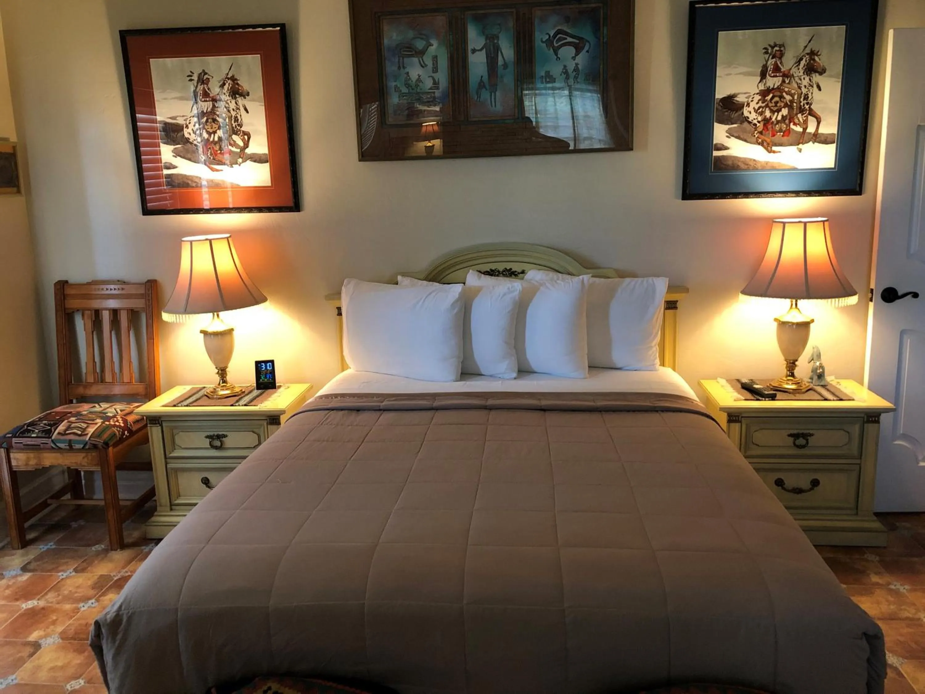 Bed in El Amador Inn Downtown Tucson