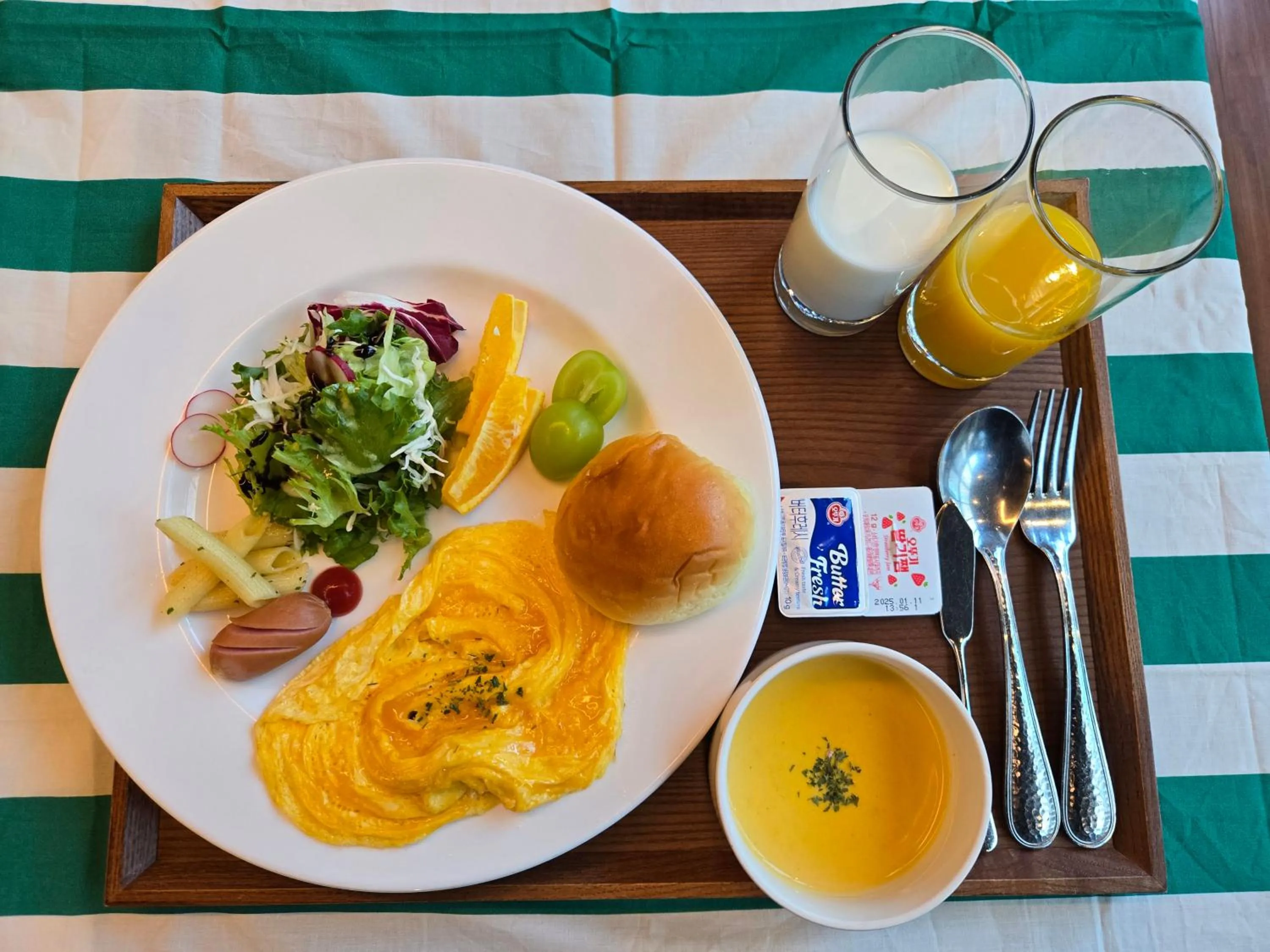 Food in Vella Suite Hotel