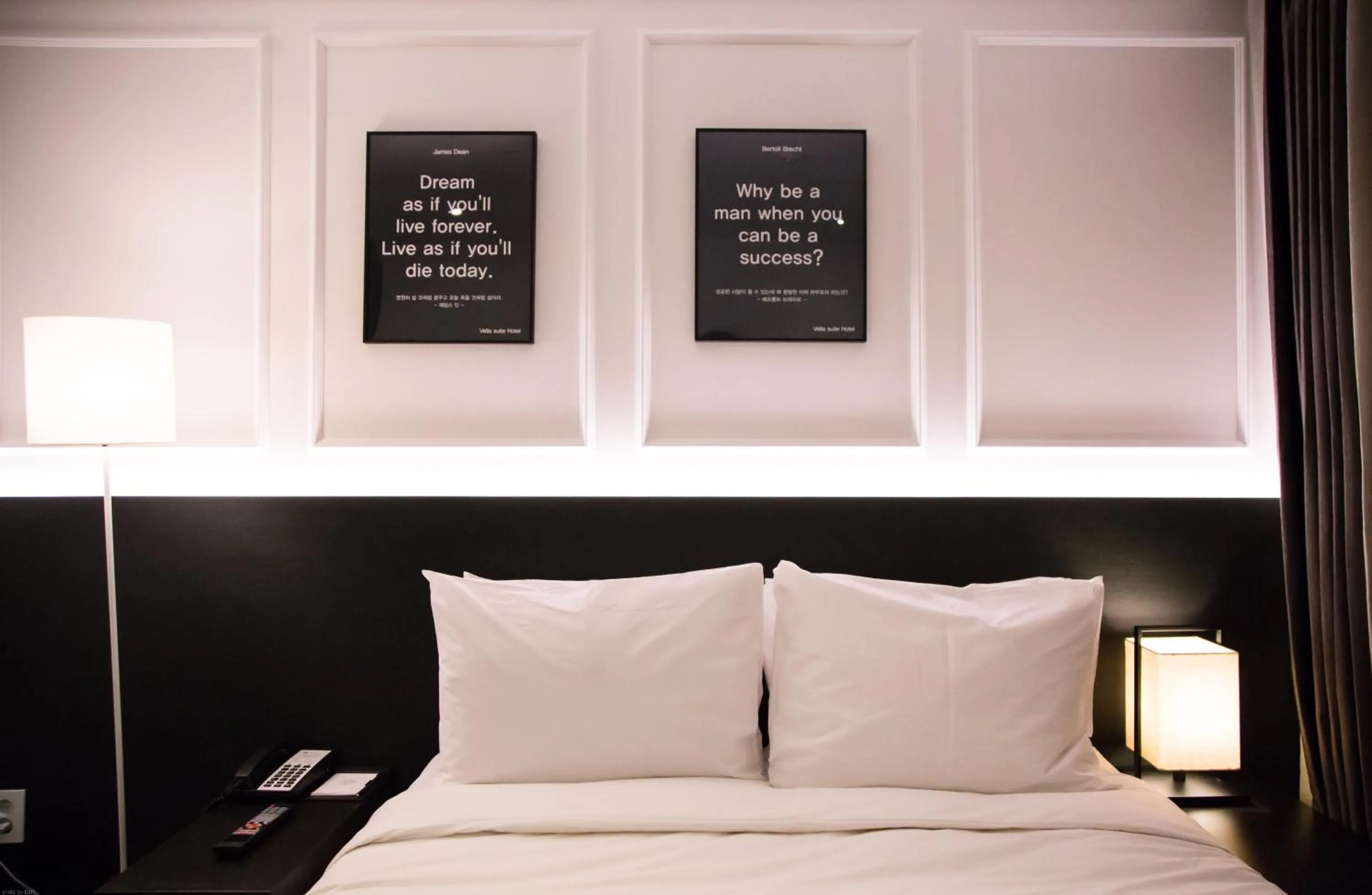 Bedroom, Bed in Vella Suite Hotel