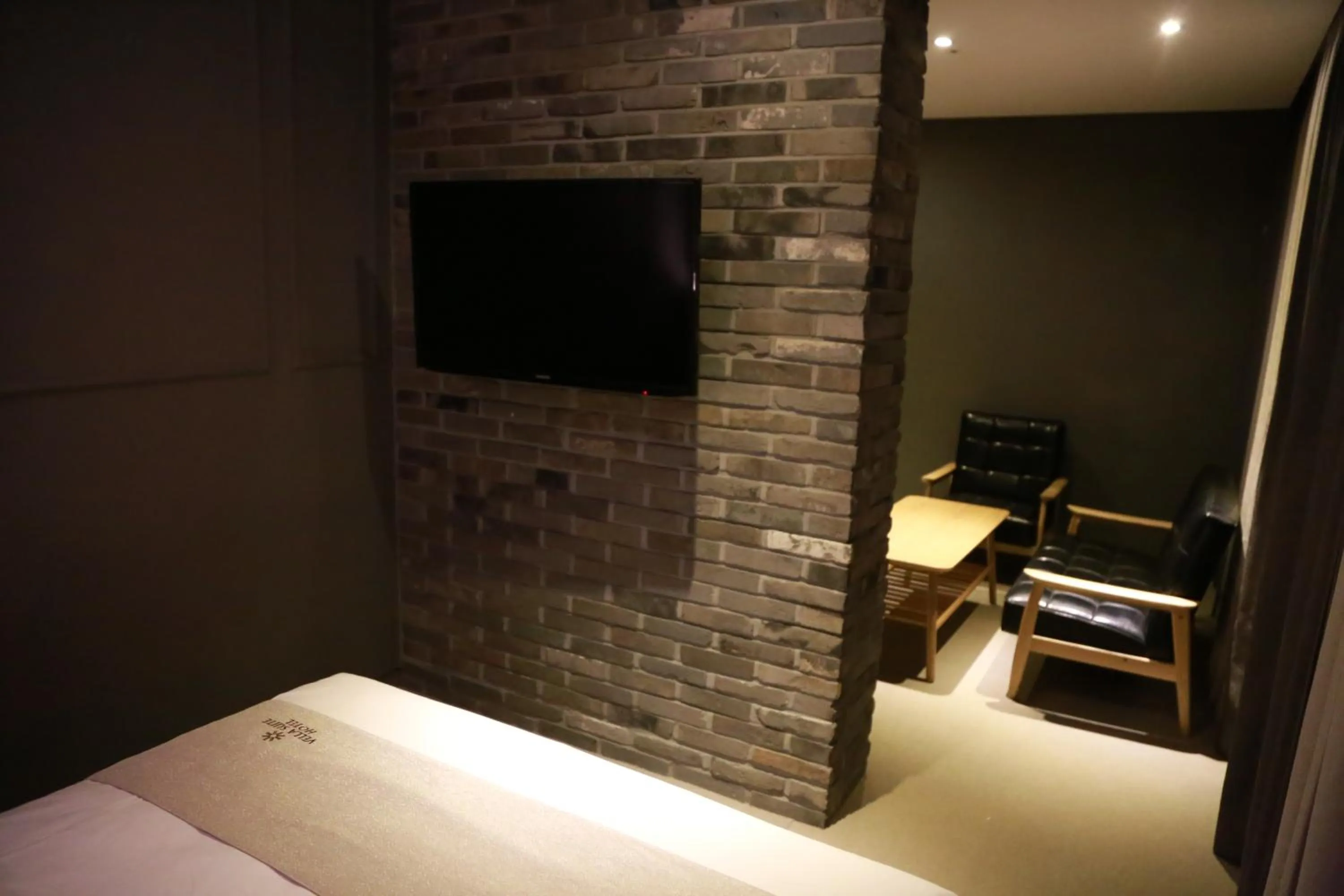 Seating area in Vella Suite Hotel