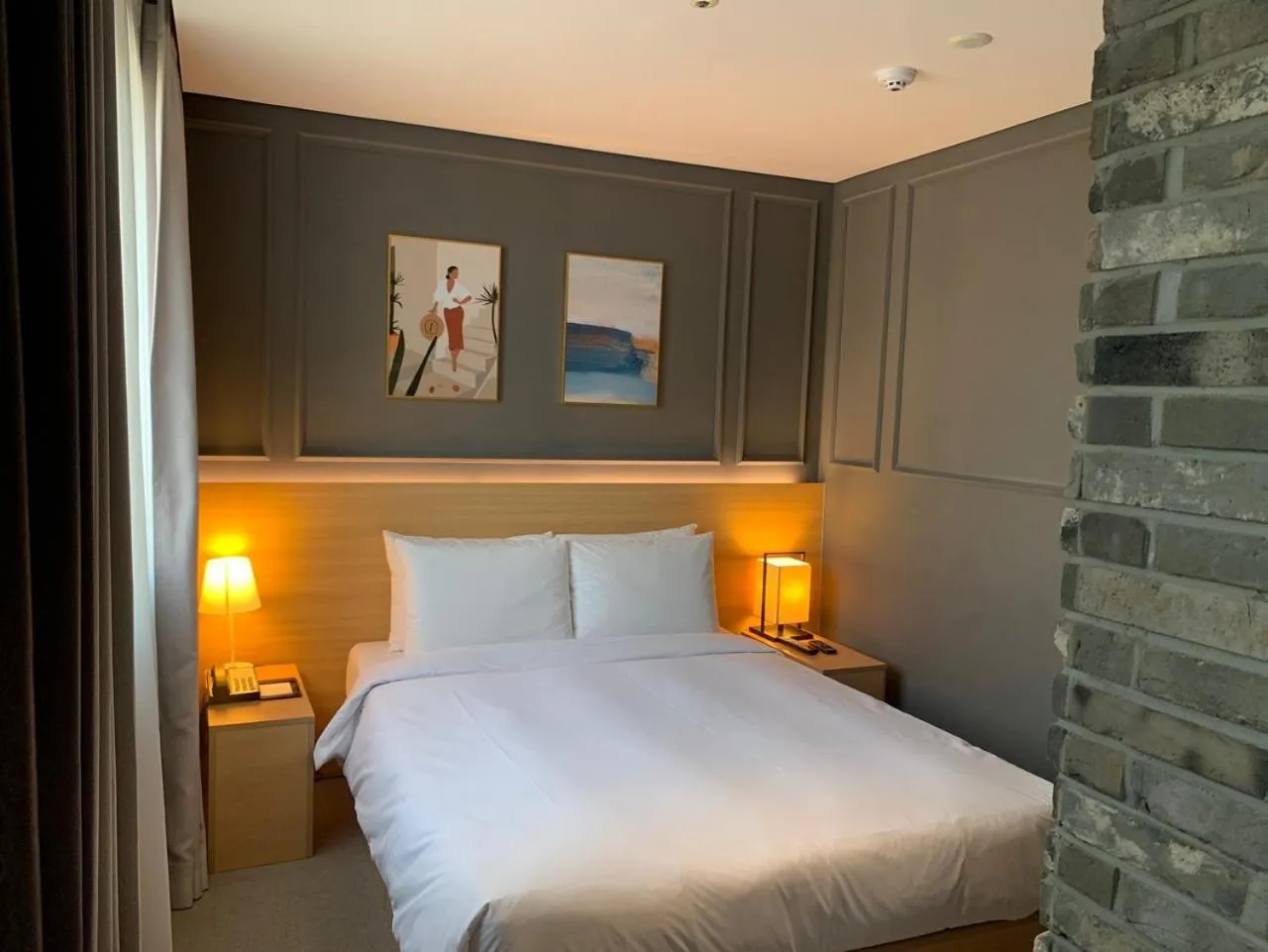 Bed in Vella Suite Hotel