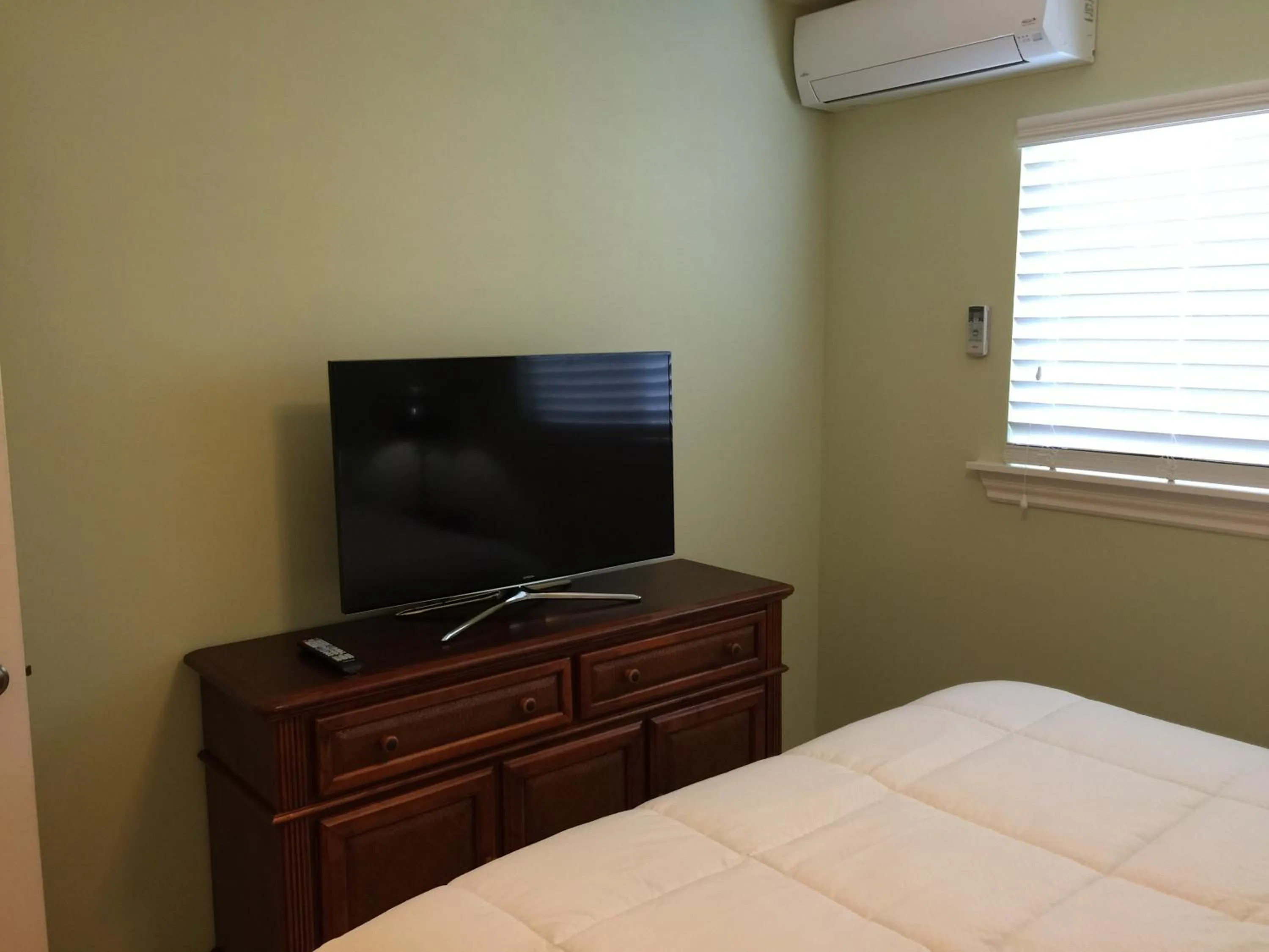 TV and multimedia in The Beach Palms Carlsbad