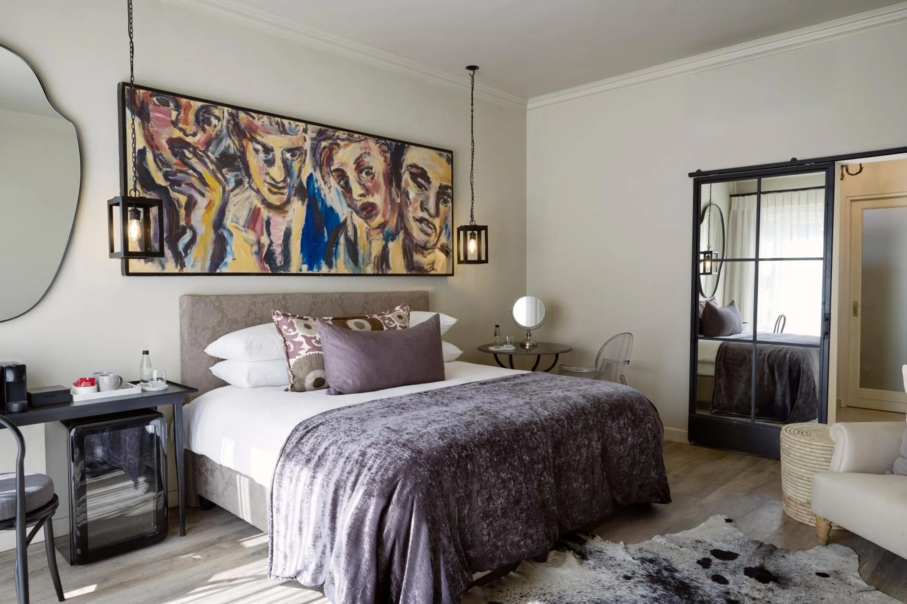 Property building, Bed in Hoeveld House