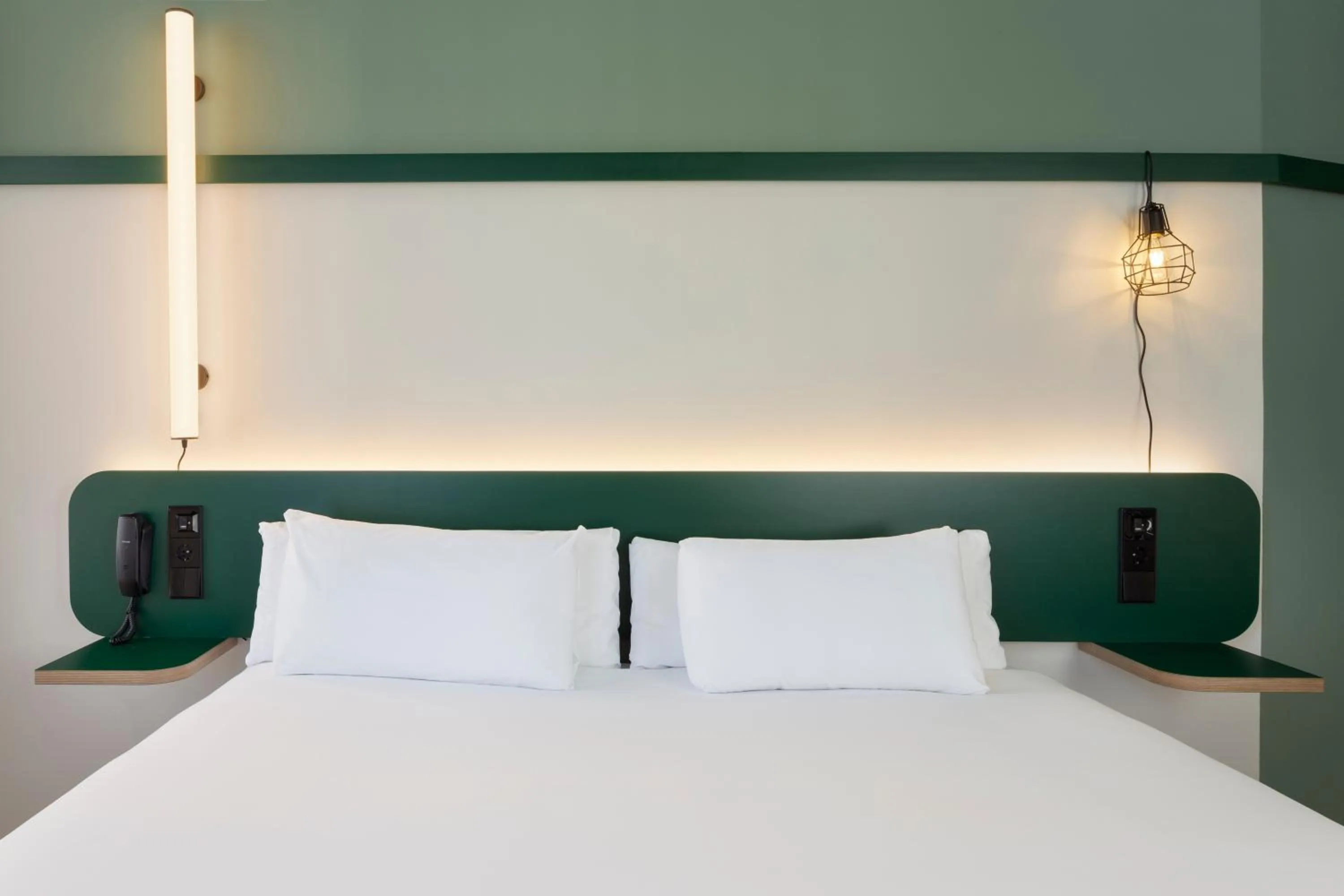 Bed in B&B HOTEL Madrid Centro Plaza Mayor