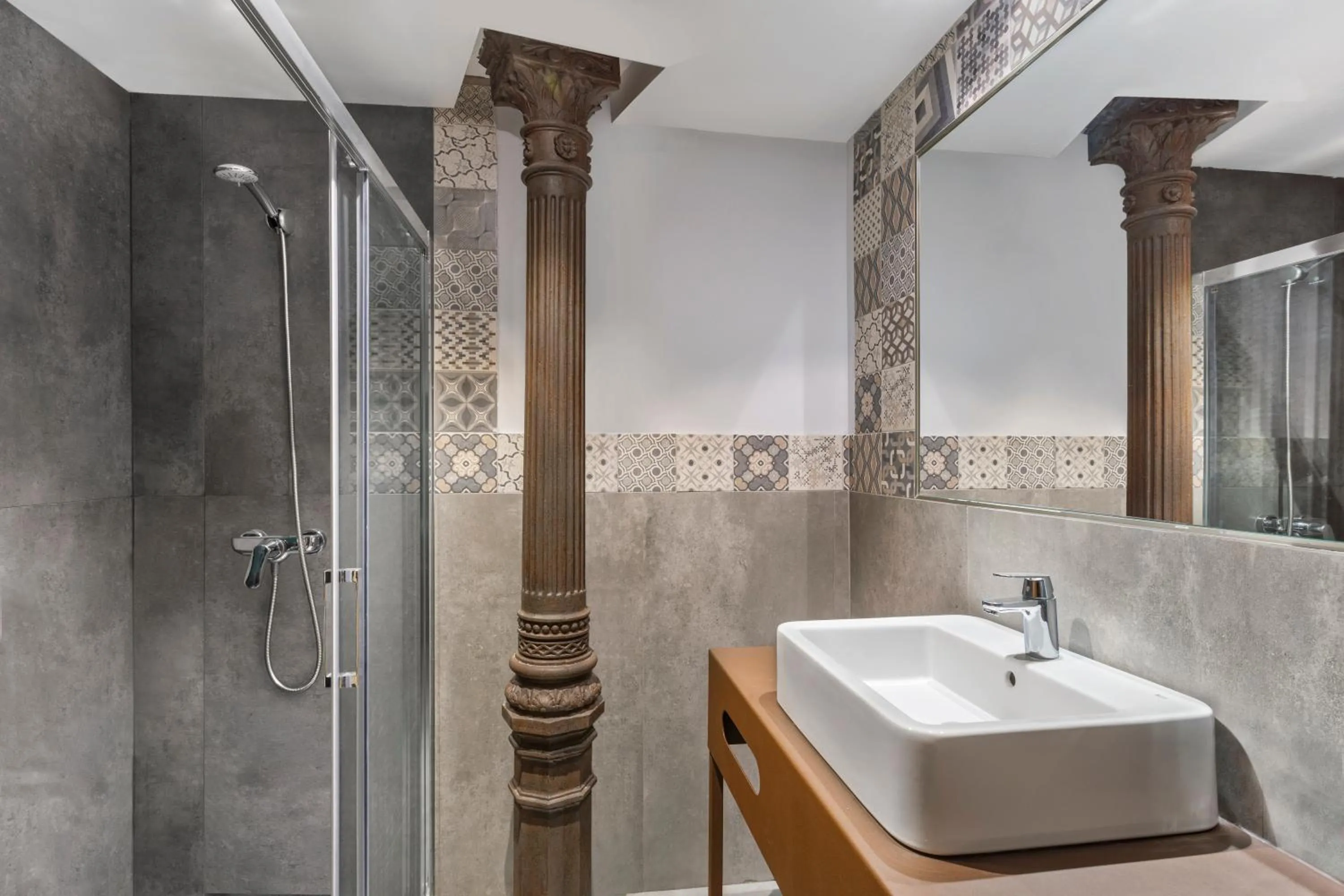 Bathroom in B&B HOTEL Madrid Centro Plaza Mayor