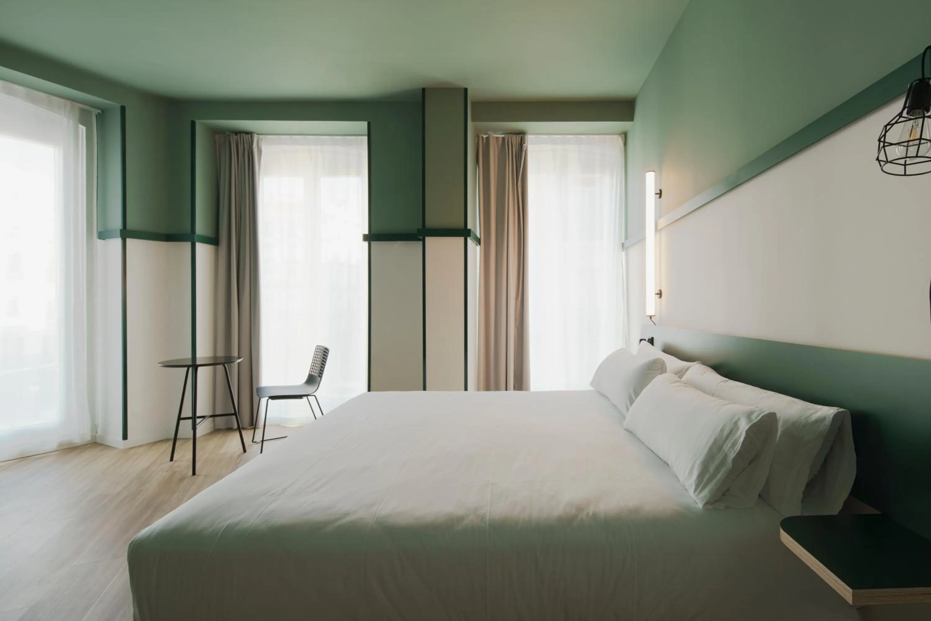 Bed in B&B HOTEL Madrid Centro Plaza Mayor