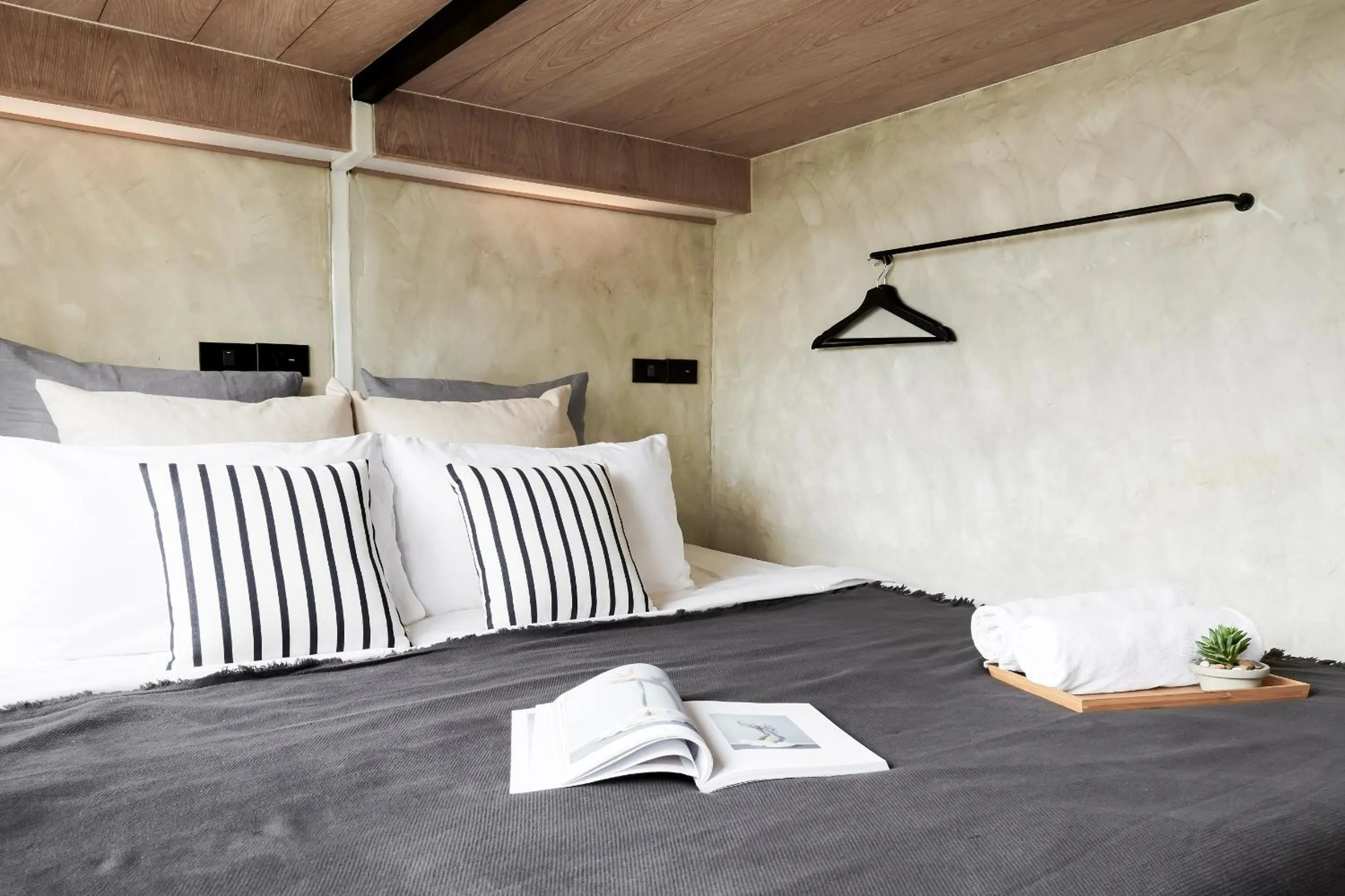 Bed in Vann Bangkok Boutique House