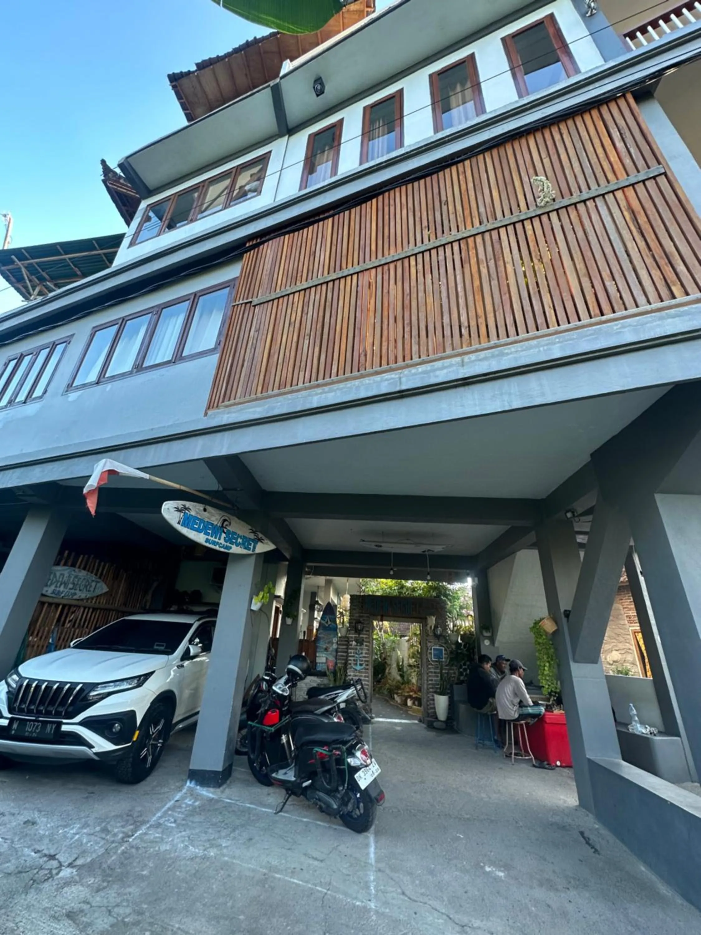 Property building in Medewi Secret SurfCamp