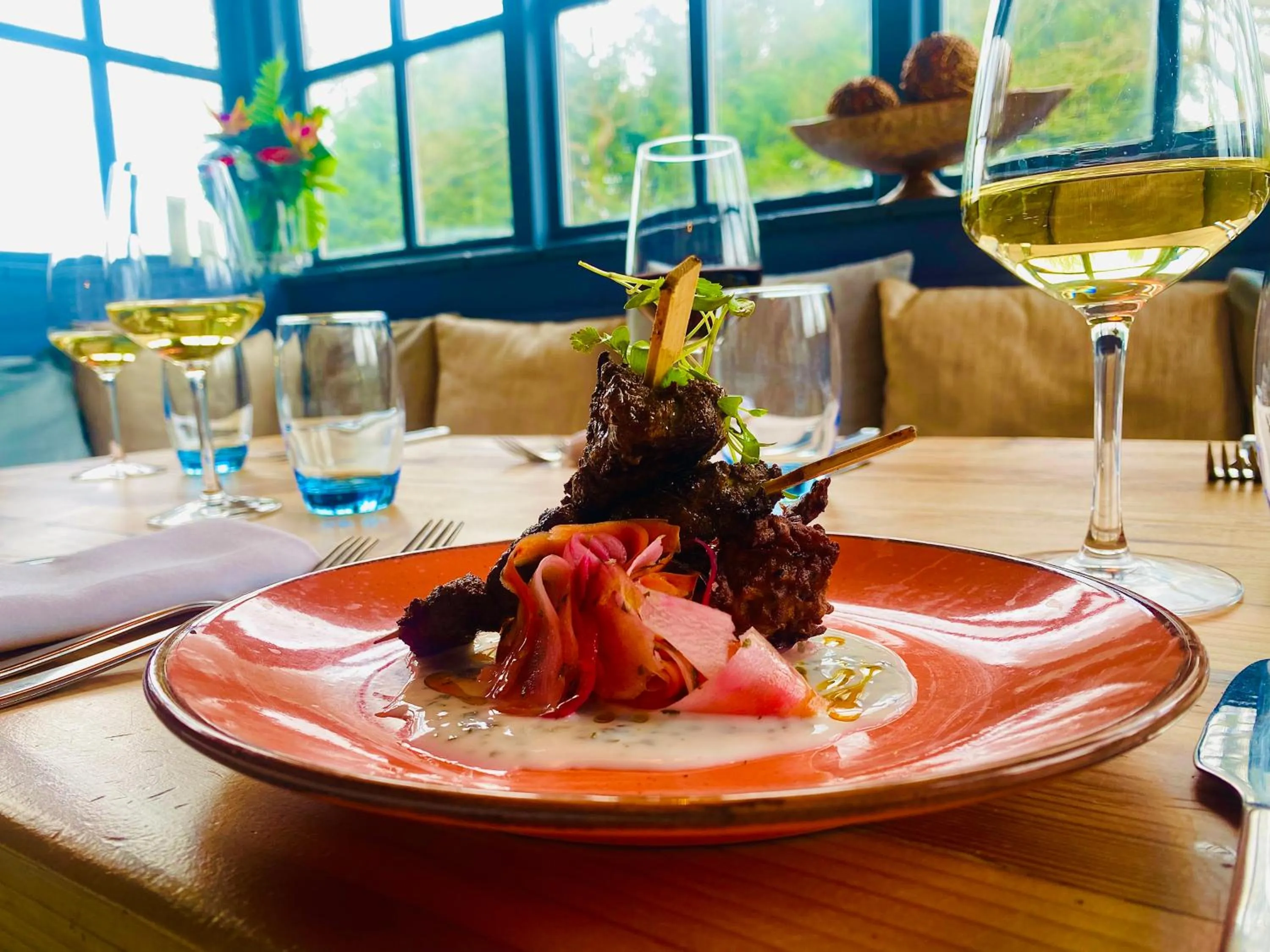 Food and drinks in The Punchbowl Lapworth