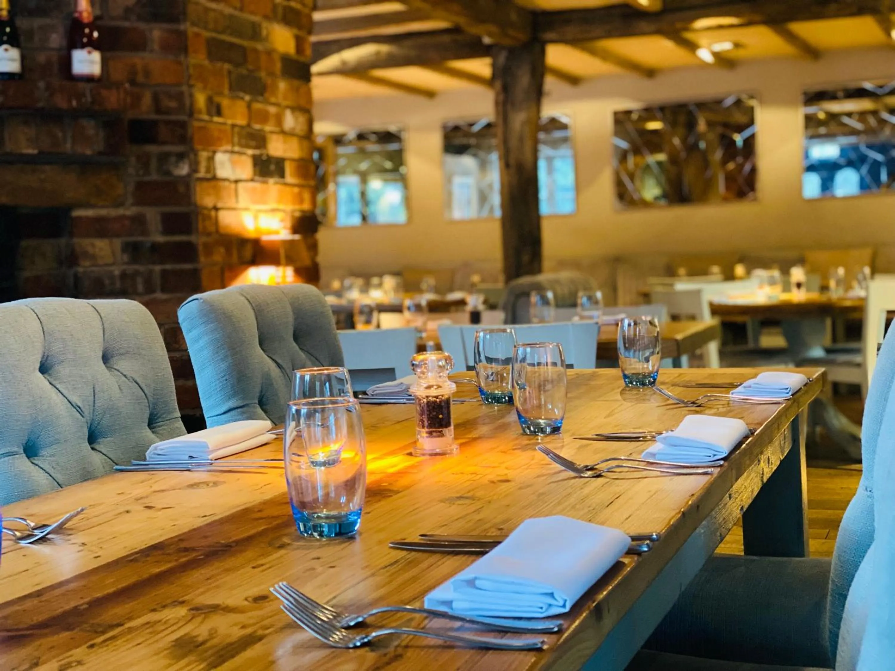 Restaurant/places to eat in The Punchbowl Lapworth