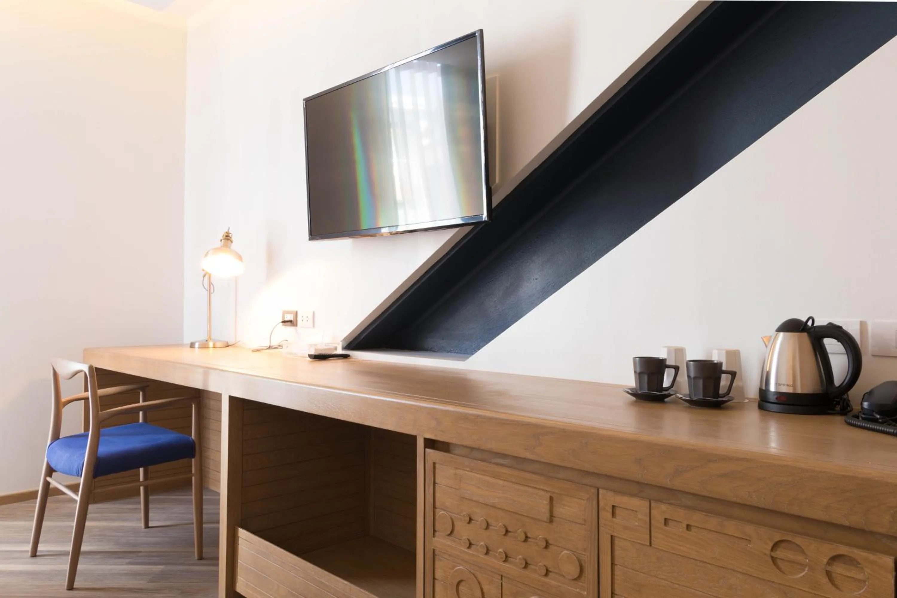 TV and multimedia in Klub Hotel Bangkok