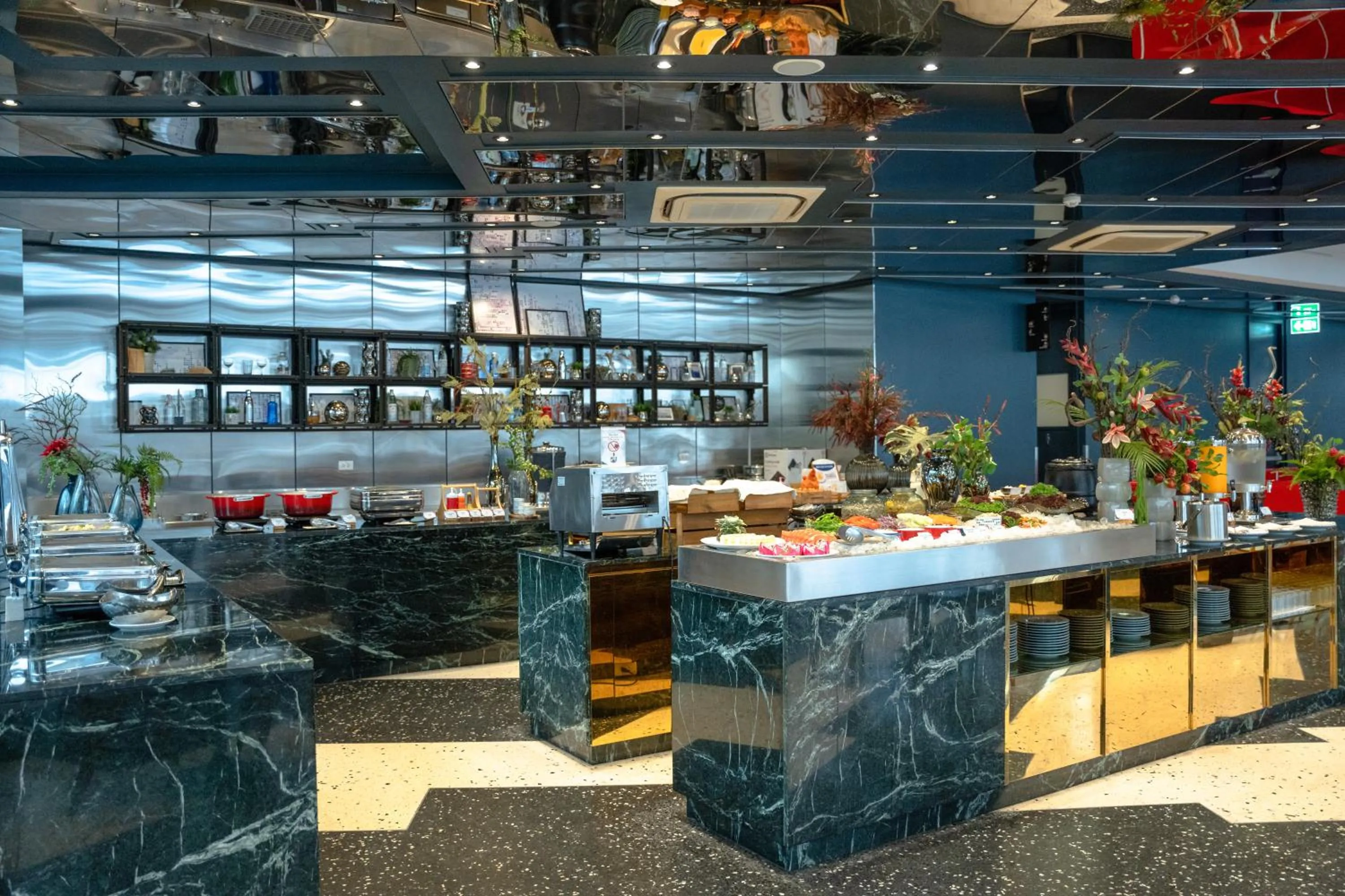 Breakfast in Klub Hotel Bangkok