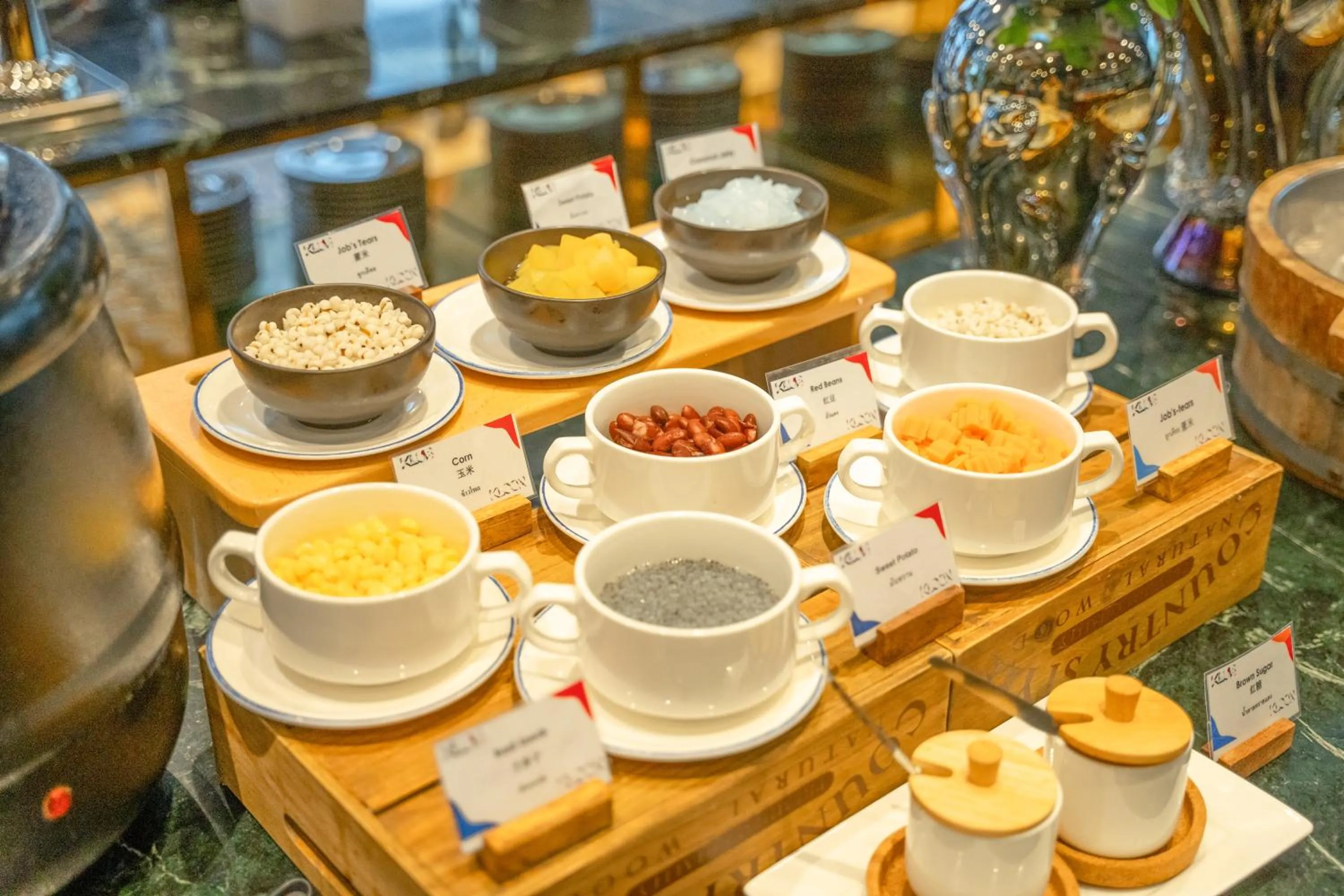 Breakfast in Klub Hotel Bangkok