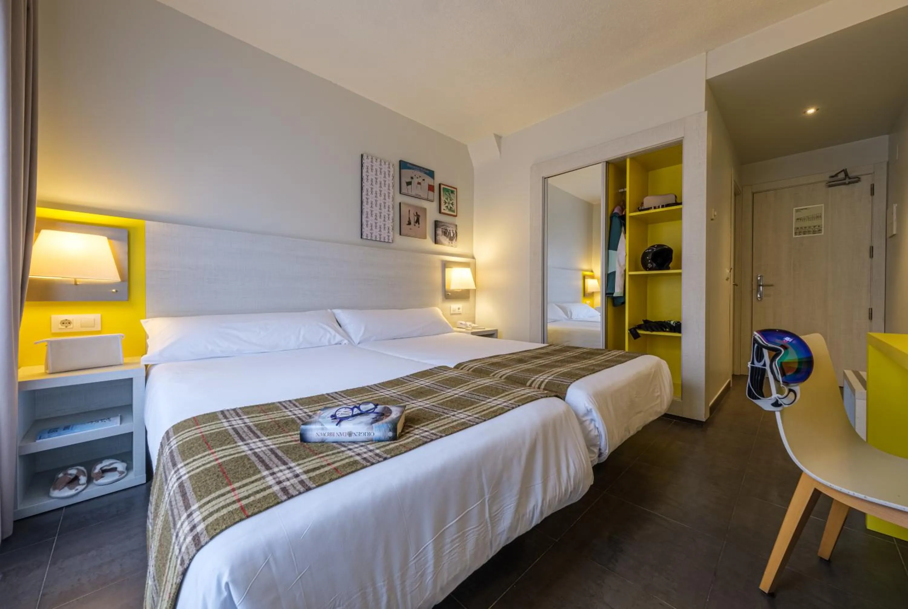 Photo of the whole room, Bed in Hotel Cristina