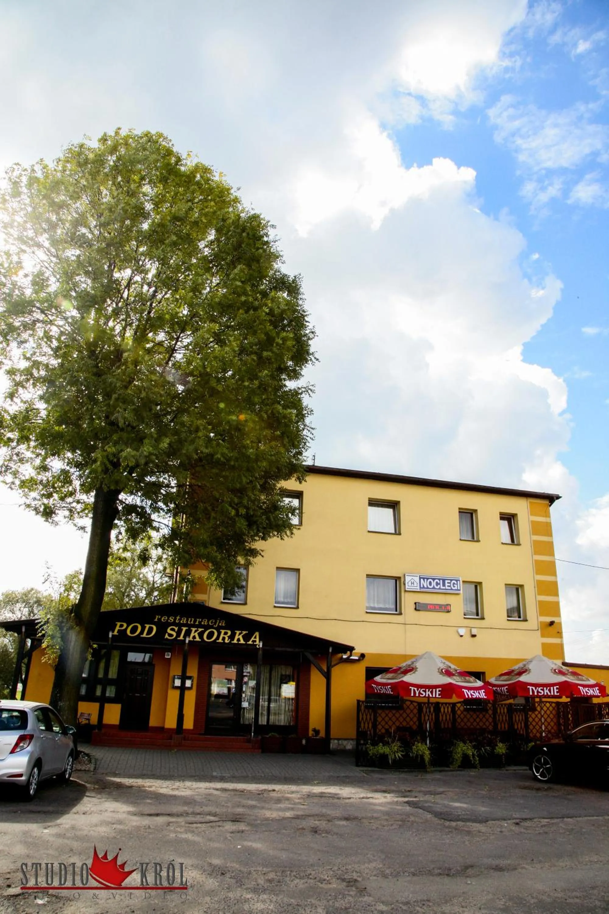 Property building in Restauracja i Noclegi Pod Sikorką