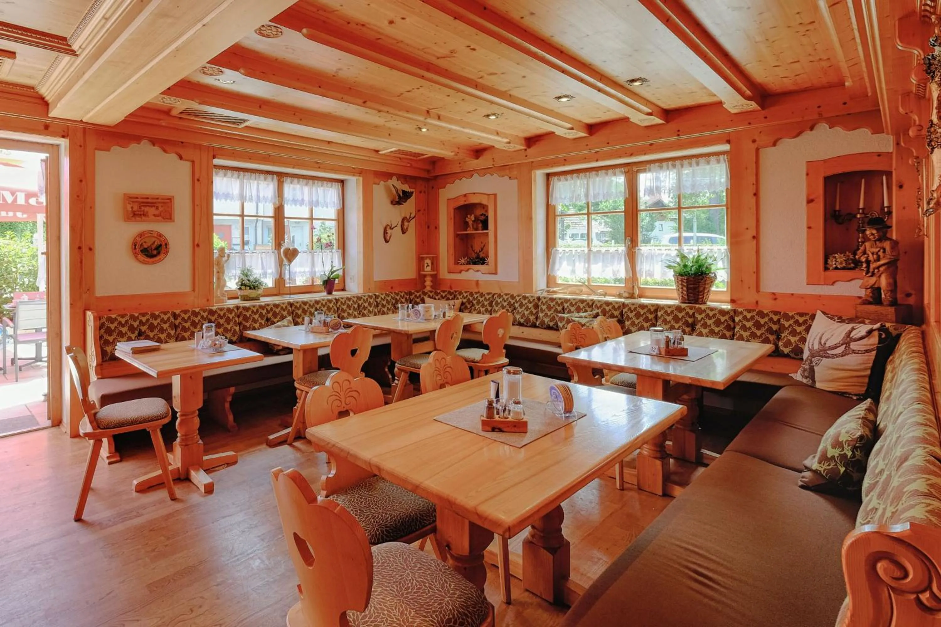 Restaurant/places to eat in Hotel Paintner