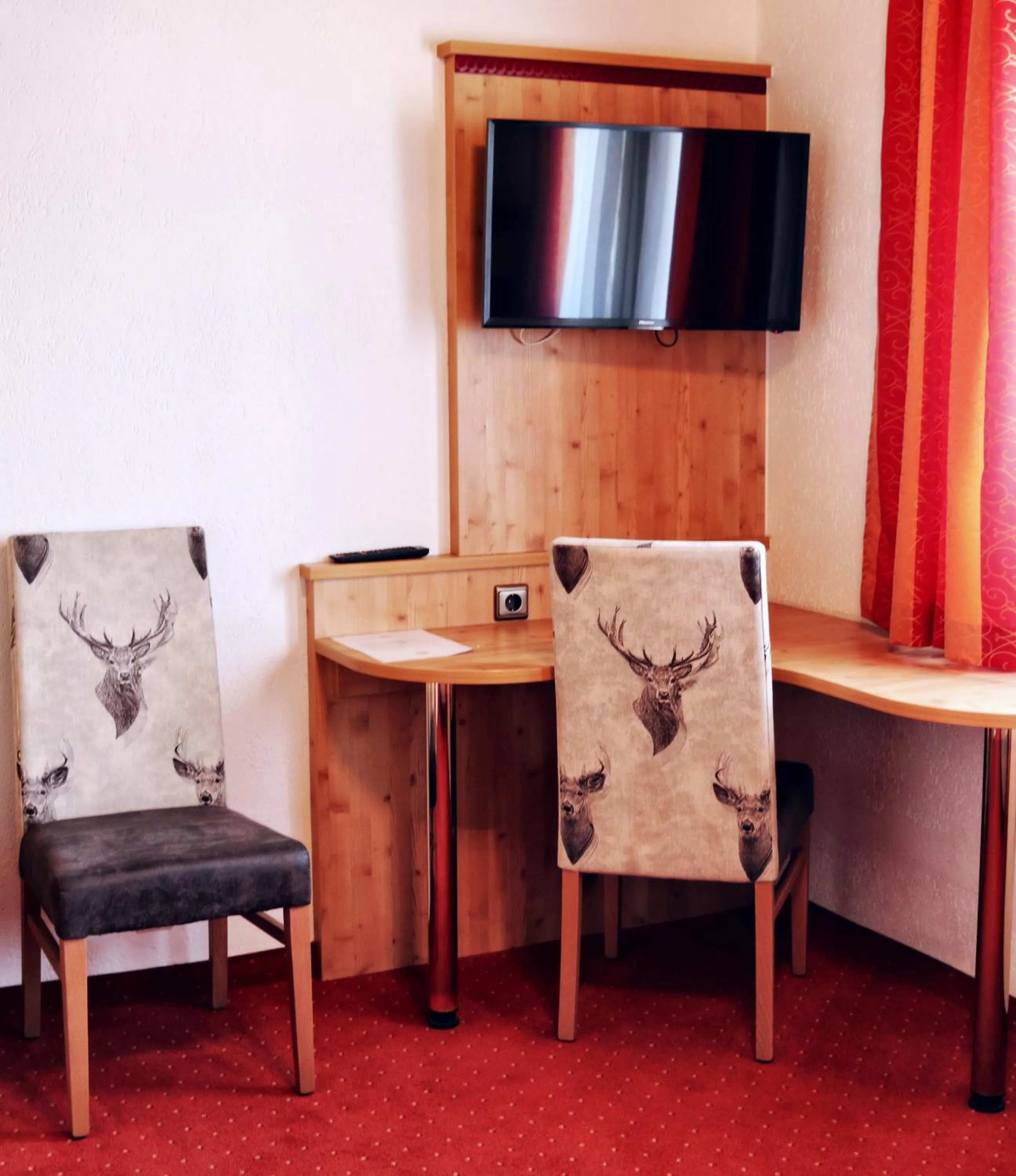 Photo of the whole room in Hotel Paintner