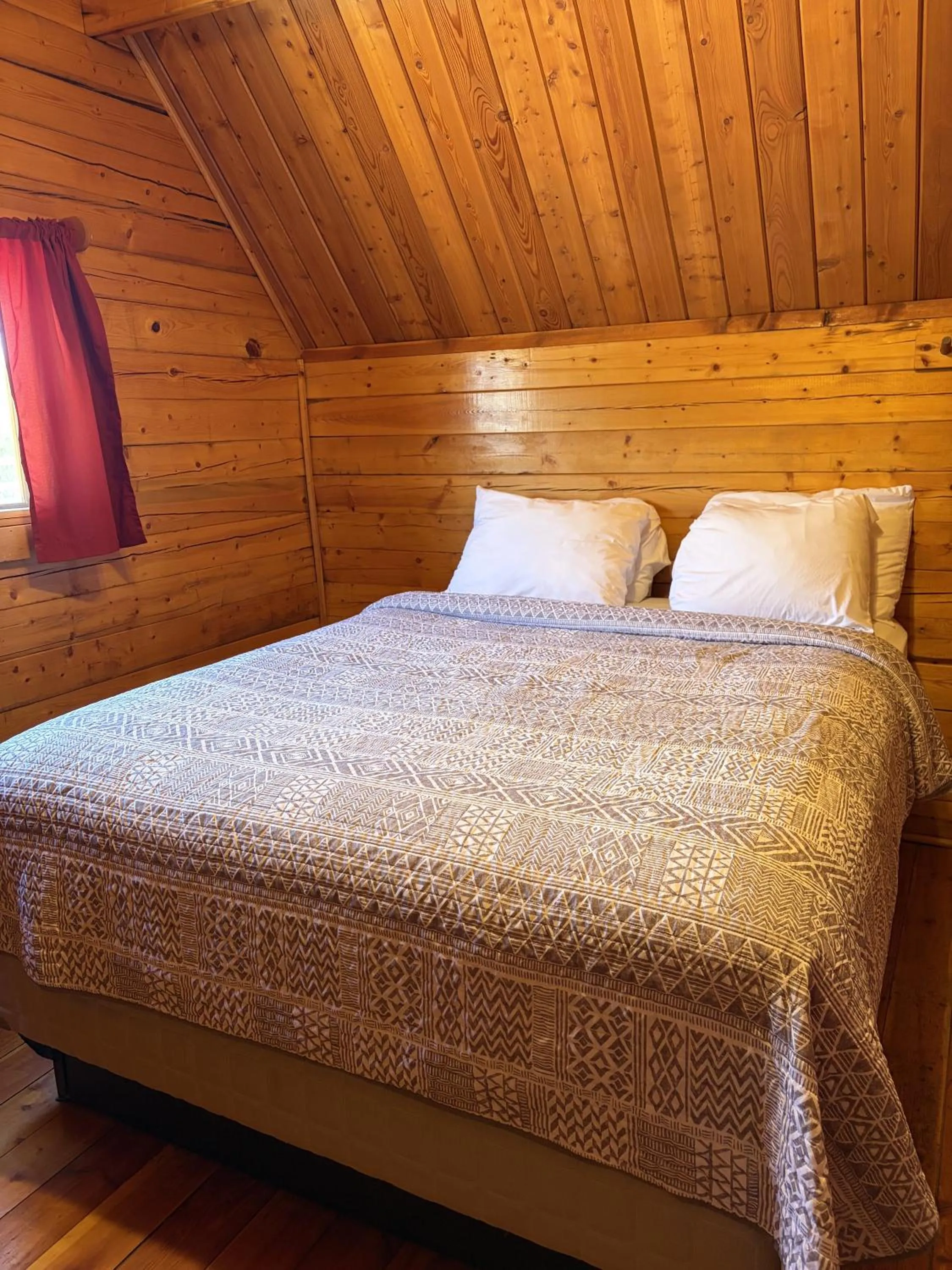 Bed in Kingman KOA