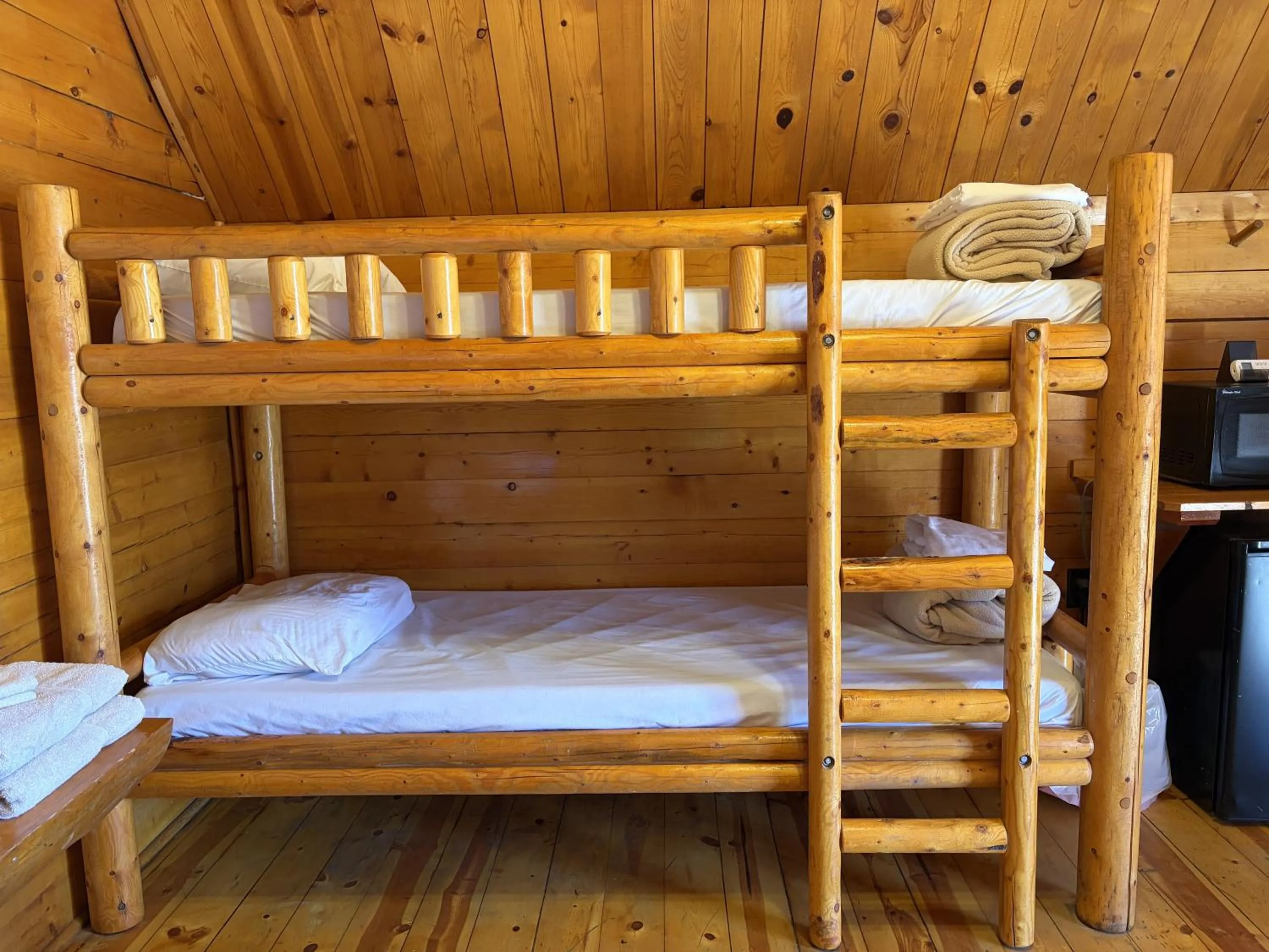 Bed in Kingman KOA