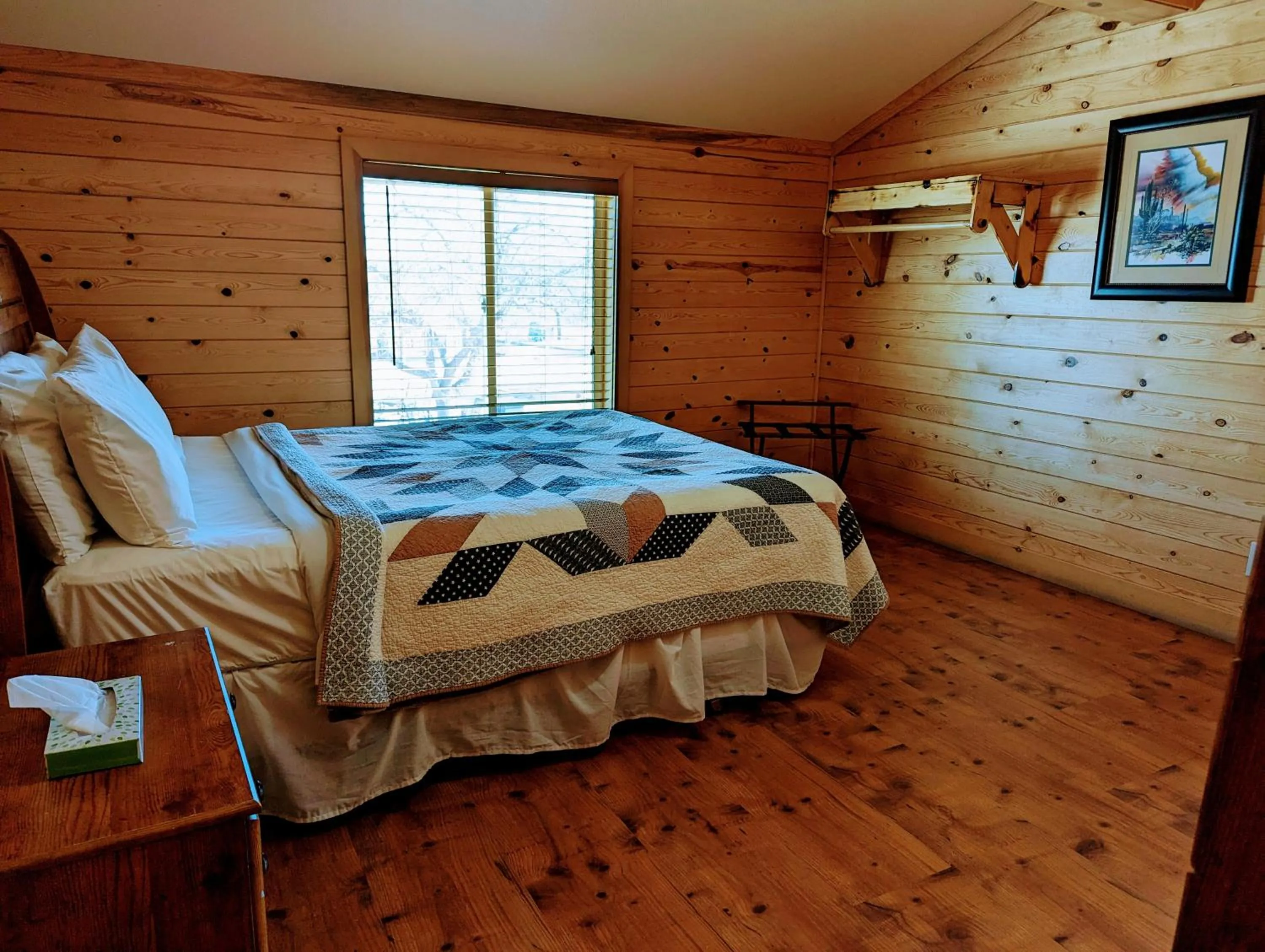 Bed in Kingman KOA