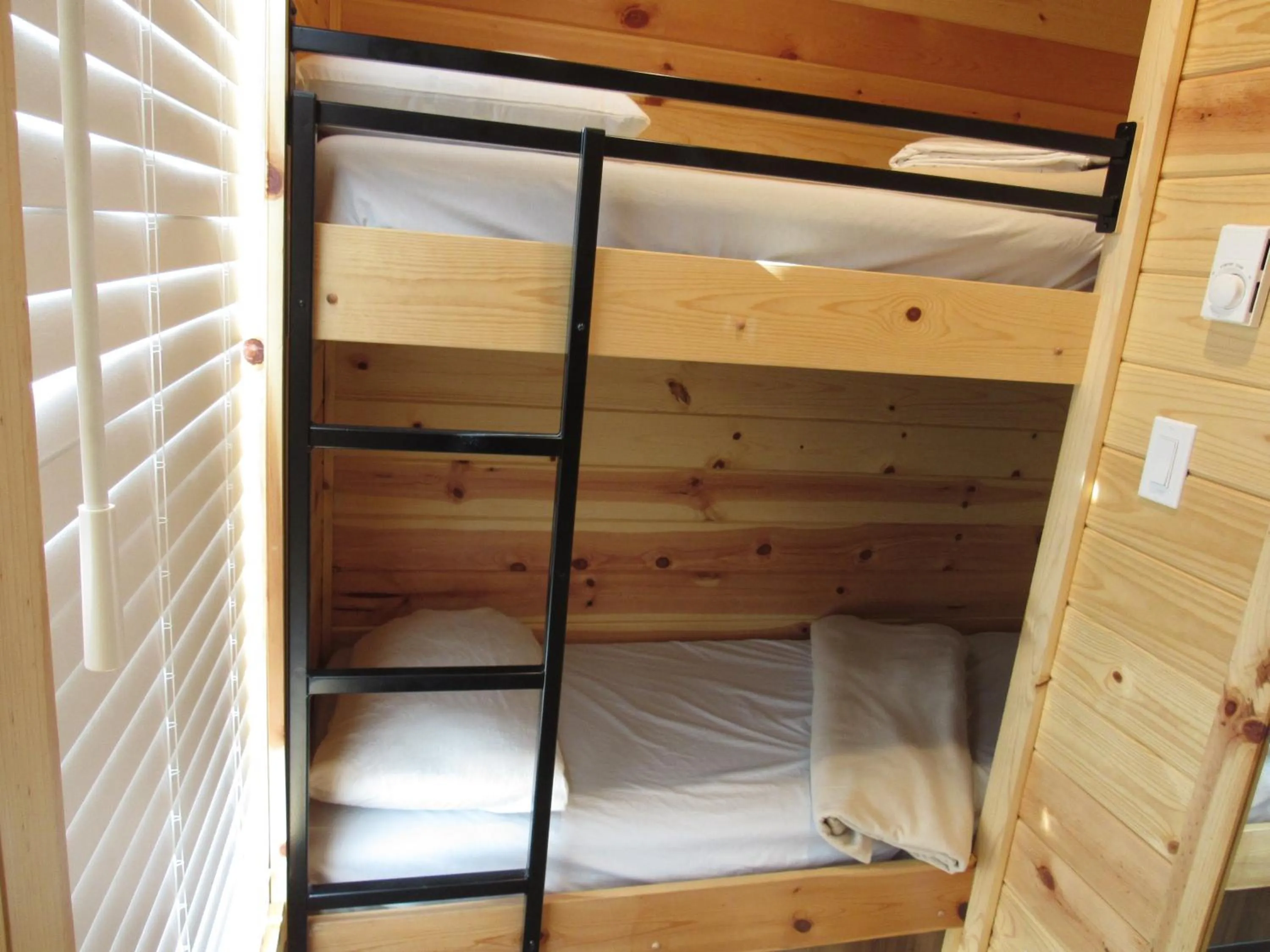 Bed in Kingman KOA
