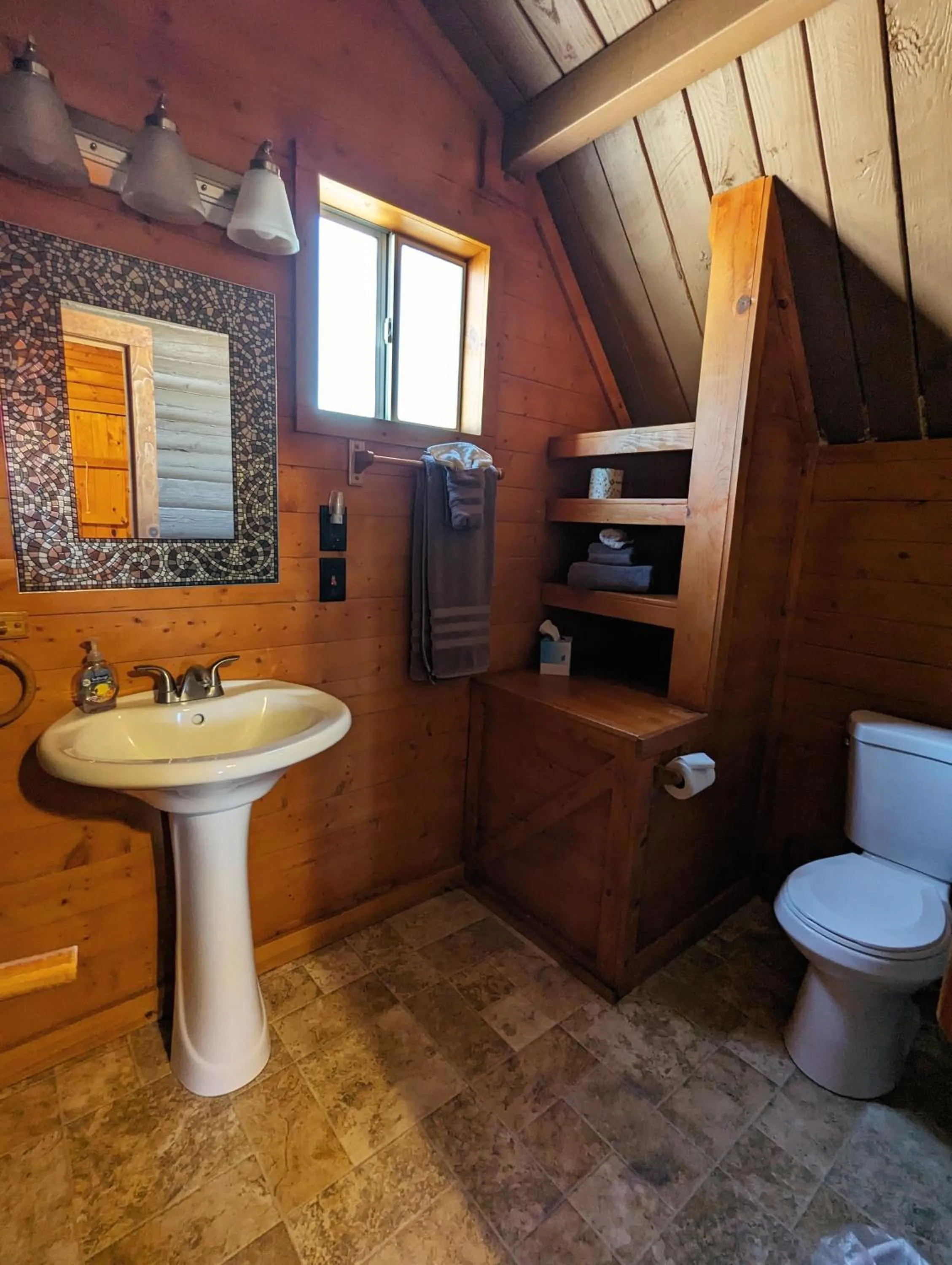 Toilet in Kingman KOA