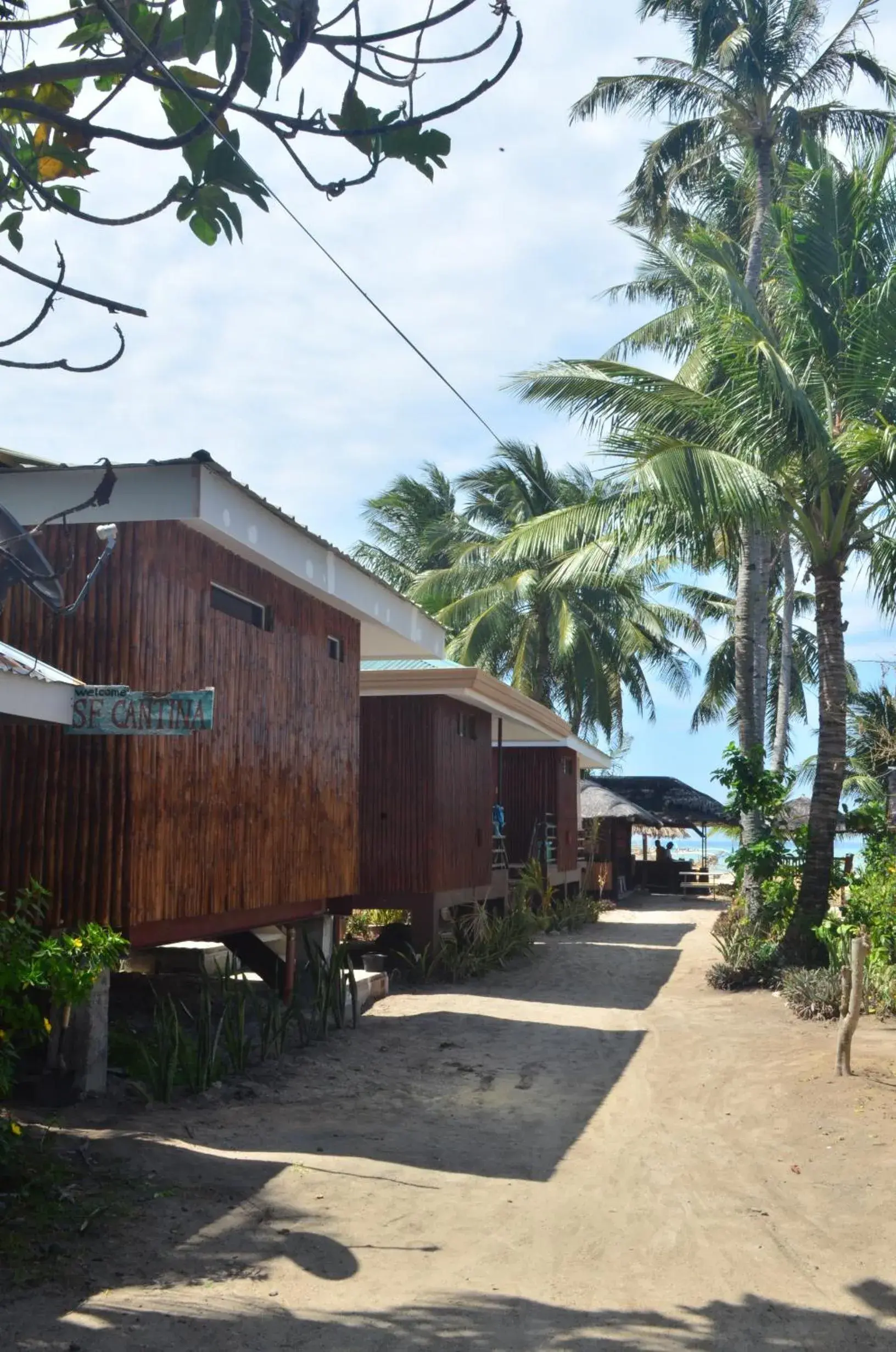 Facade/entrance in Sf Cantina Facade/entrance in Sf Cantina