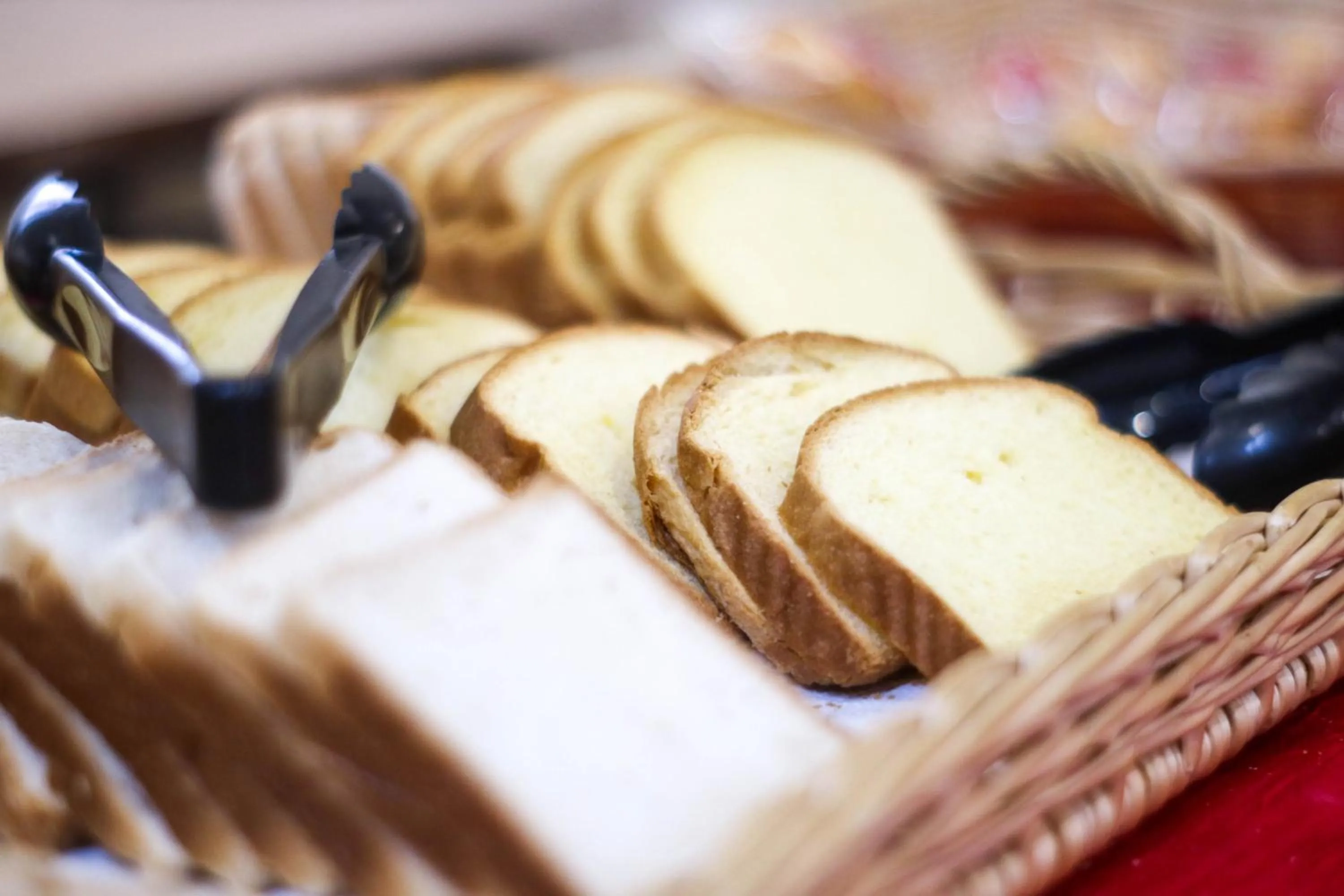 Breakfast in Le Rabuons