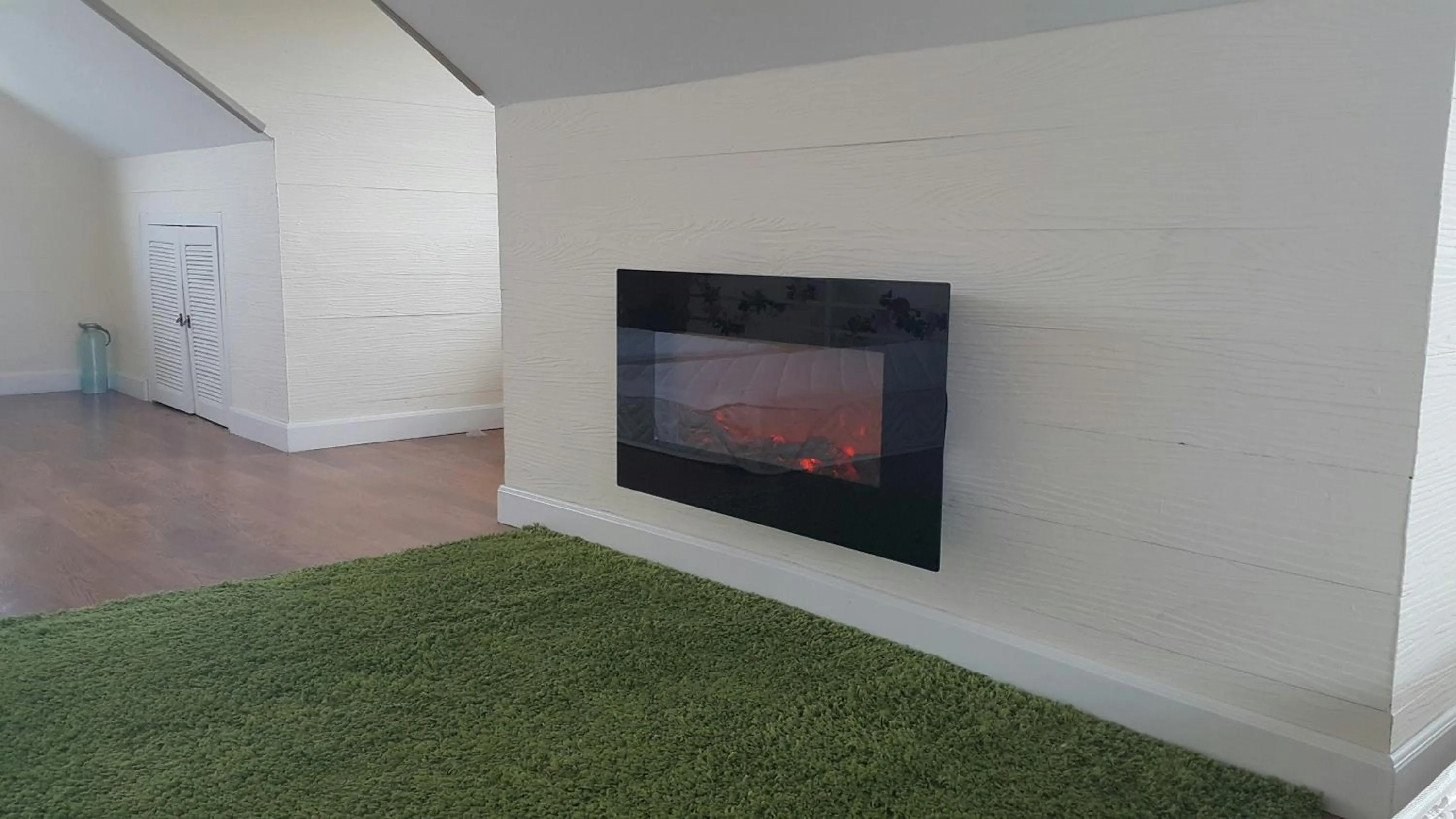 Bedroom in Misty English Cottage