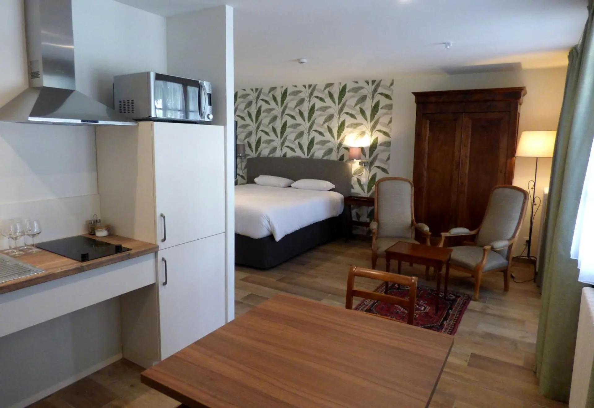 Bed in Hôtel La Tonnellerie