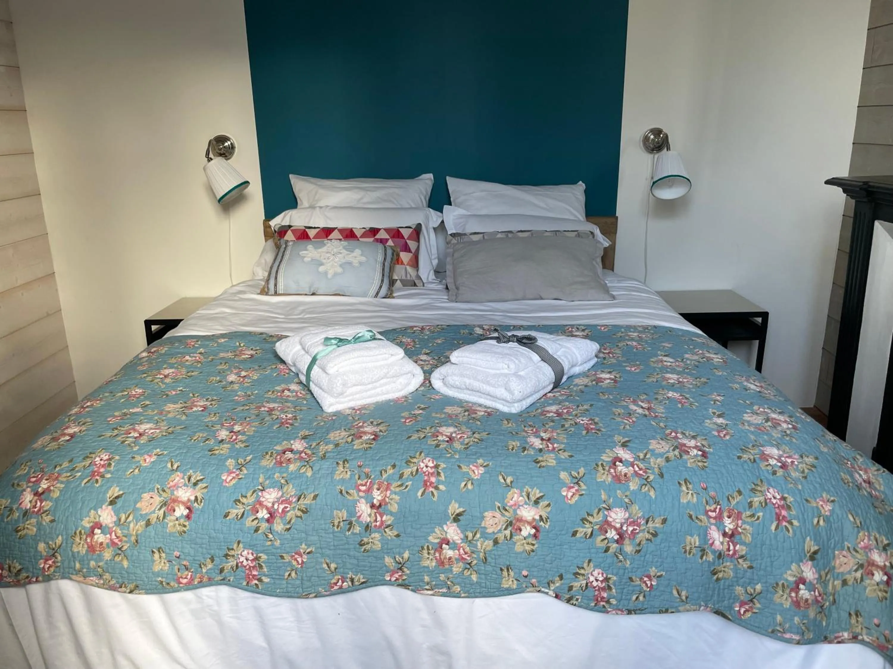 Bed in La Maison Bizienne Guérande - Chambres d'hôtes de charme
