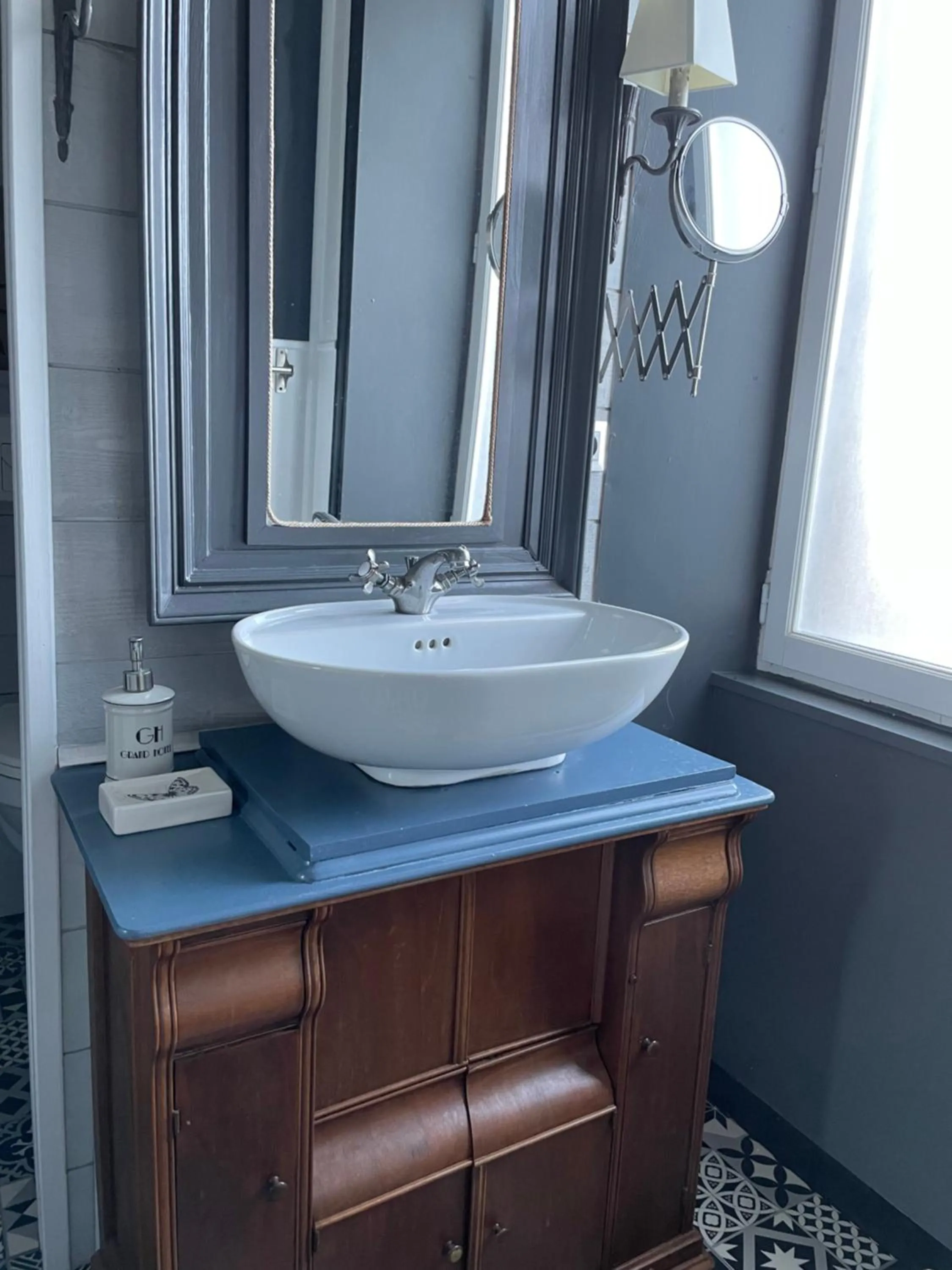 Bathroom in La Maison Bizienne Guérande - Chambres d'hôtes de charme