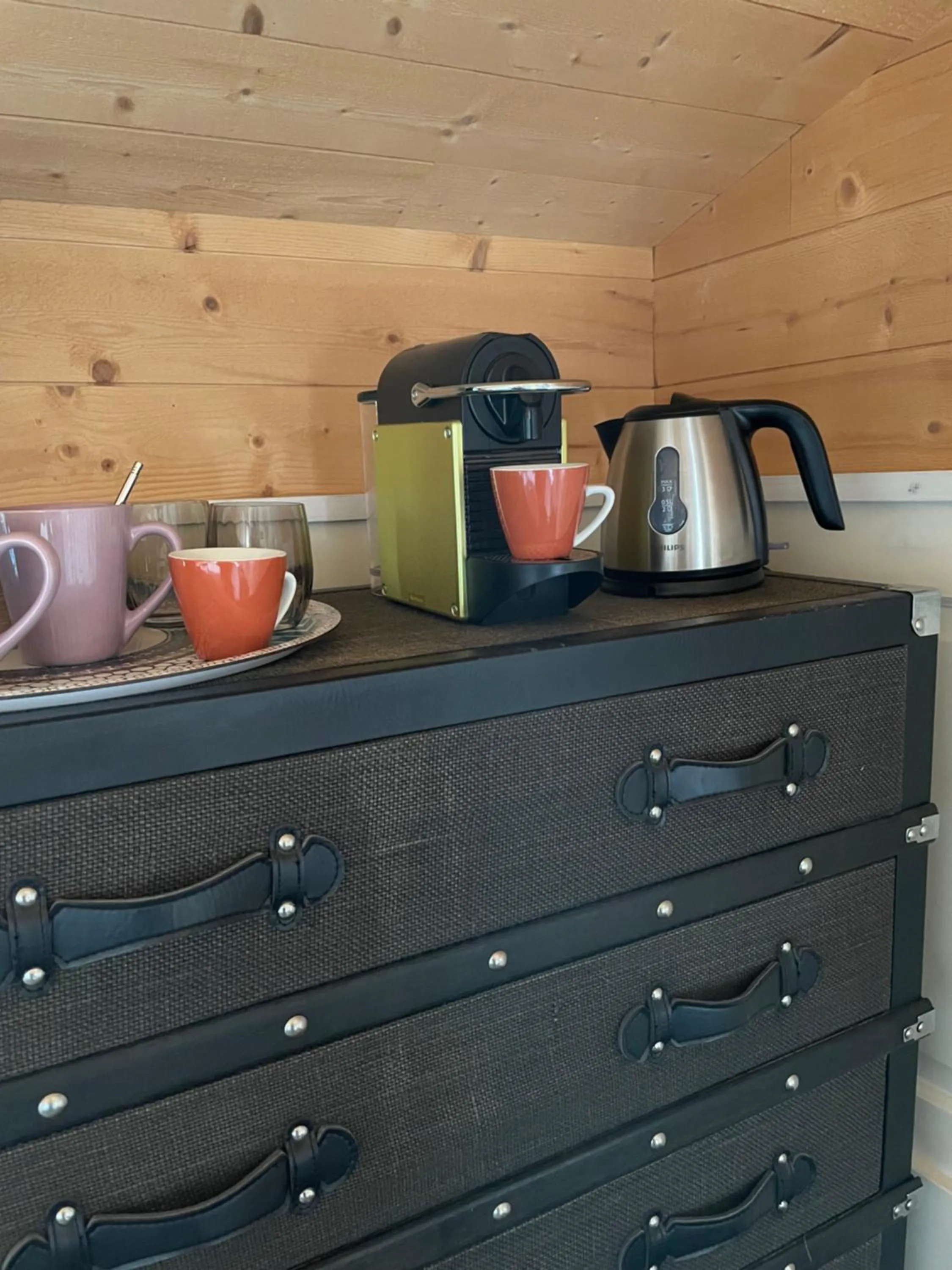 Coffee/tea facilities in La Maison Bizienne Guérande - Chambres d'hôtes de charme