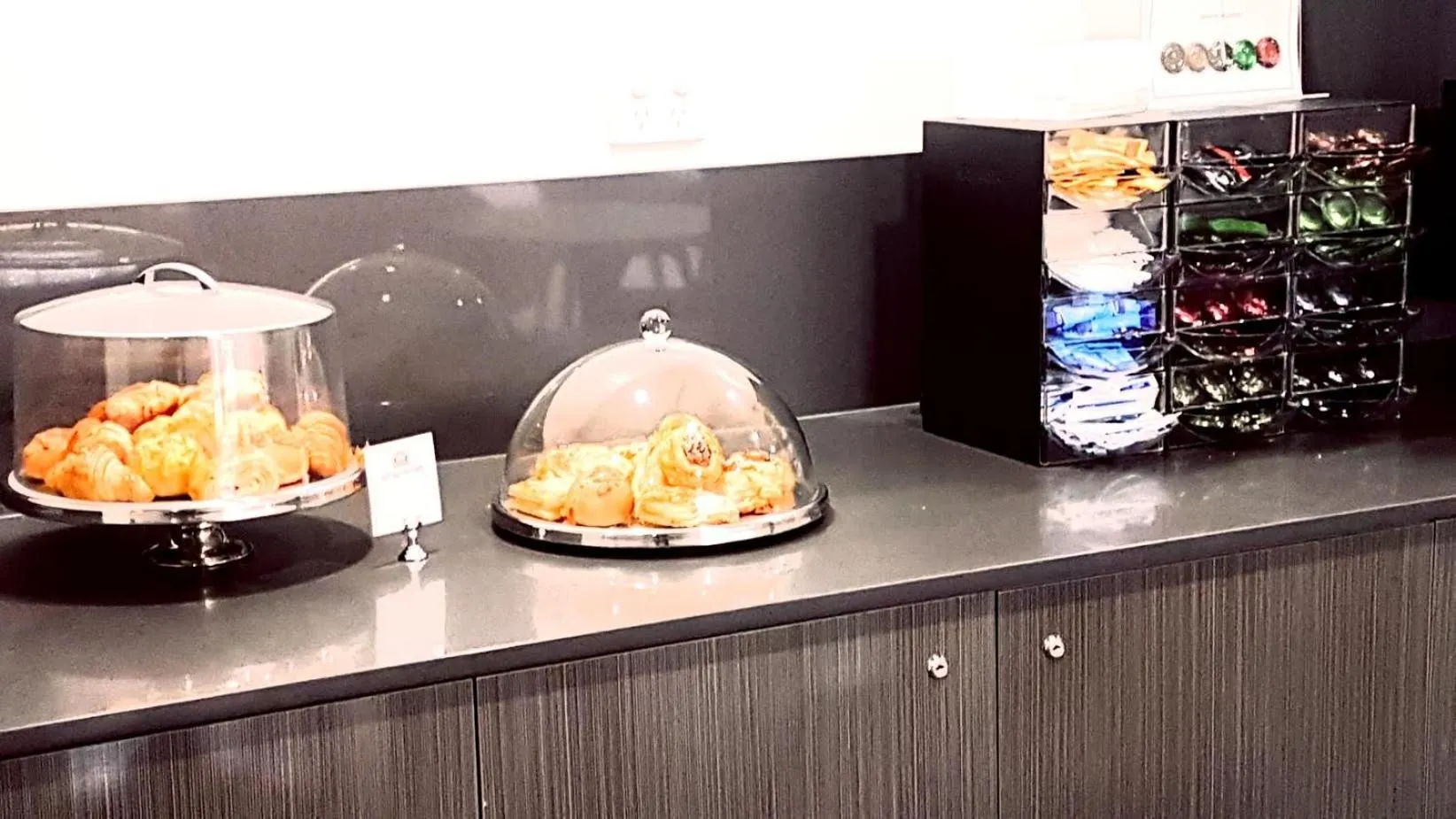 Buffet breakfast in Value Suites Green Square