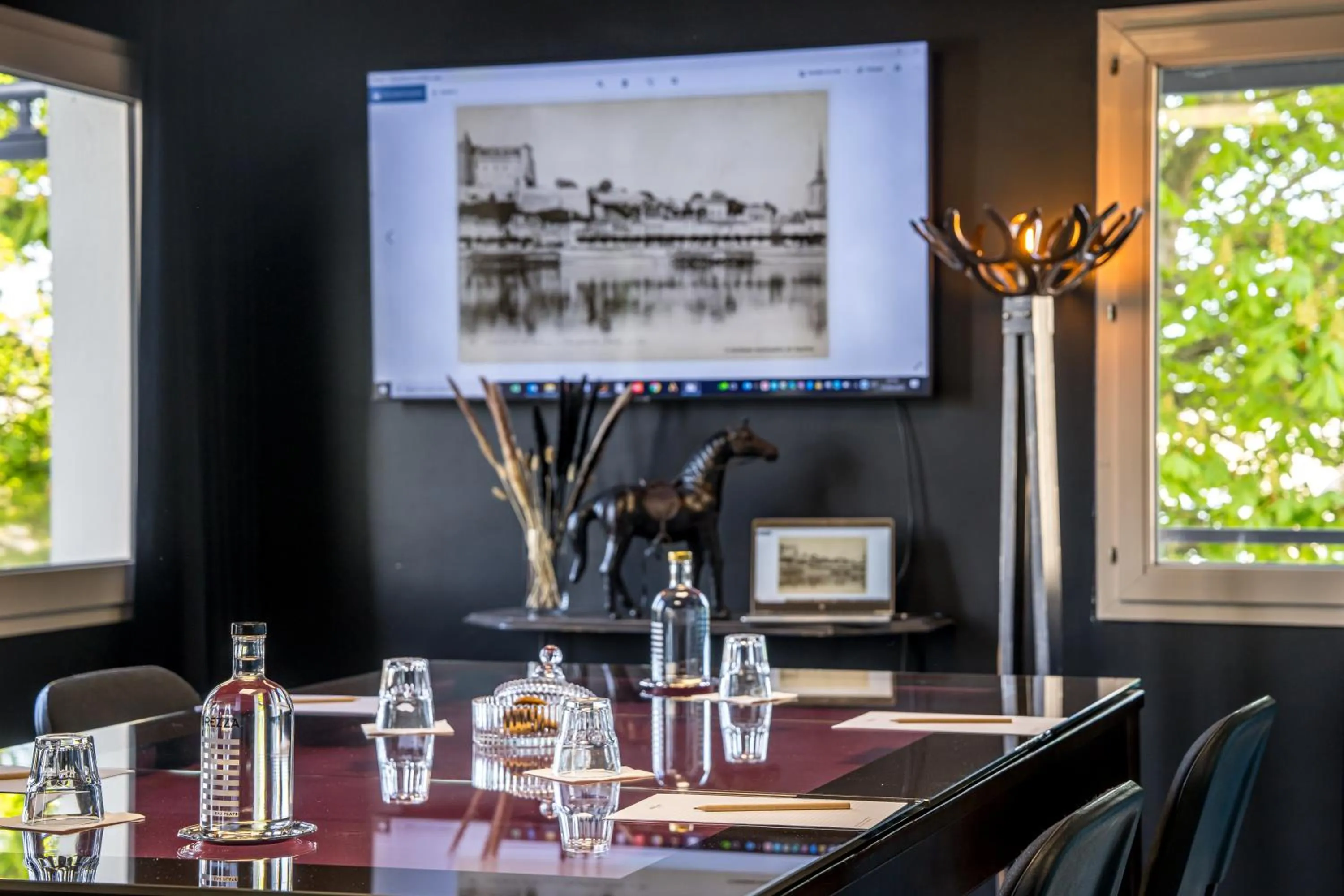 Seating area in Mercure Bords de Loire Saumur