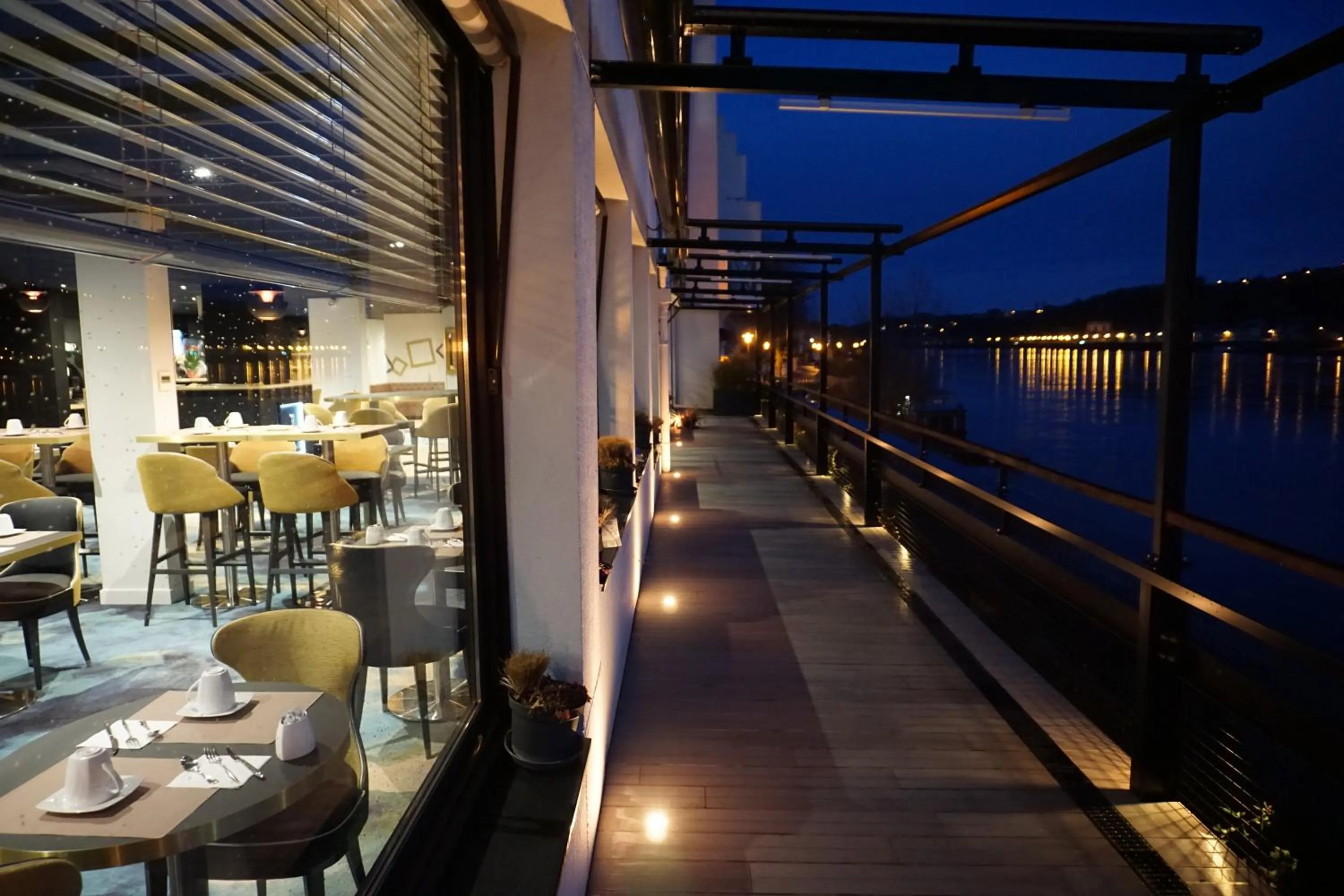 River view in Mercure Bords de Loire Saumur