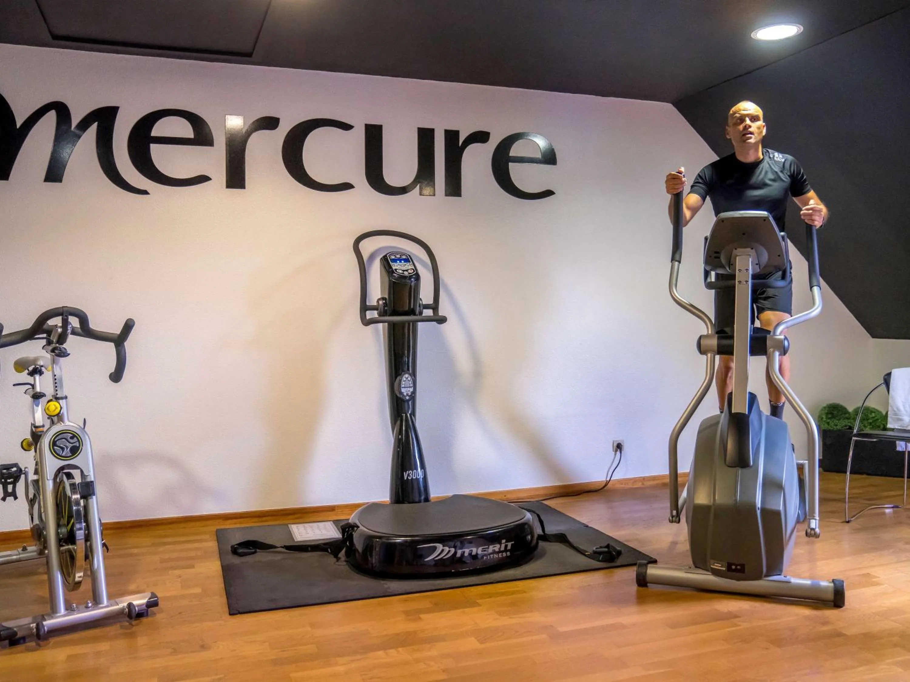 Fitness centre/facilities in Mercure Bords de Loire Saumur